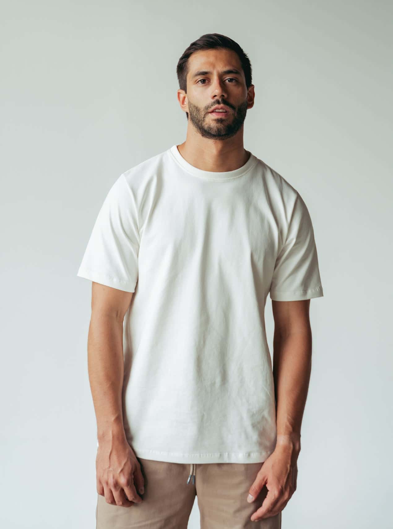 Camiseta Hombre Regular Fit - Marfil