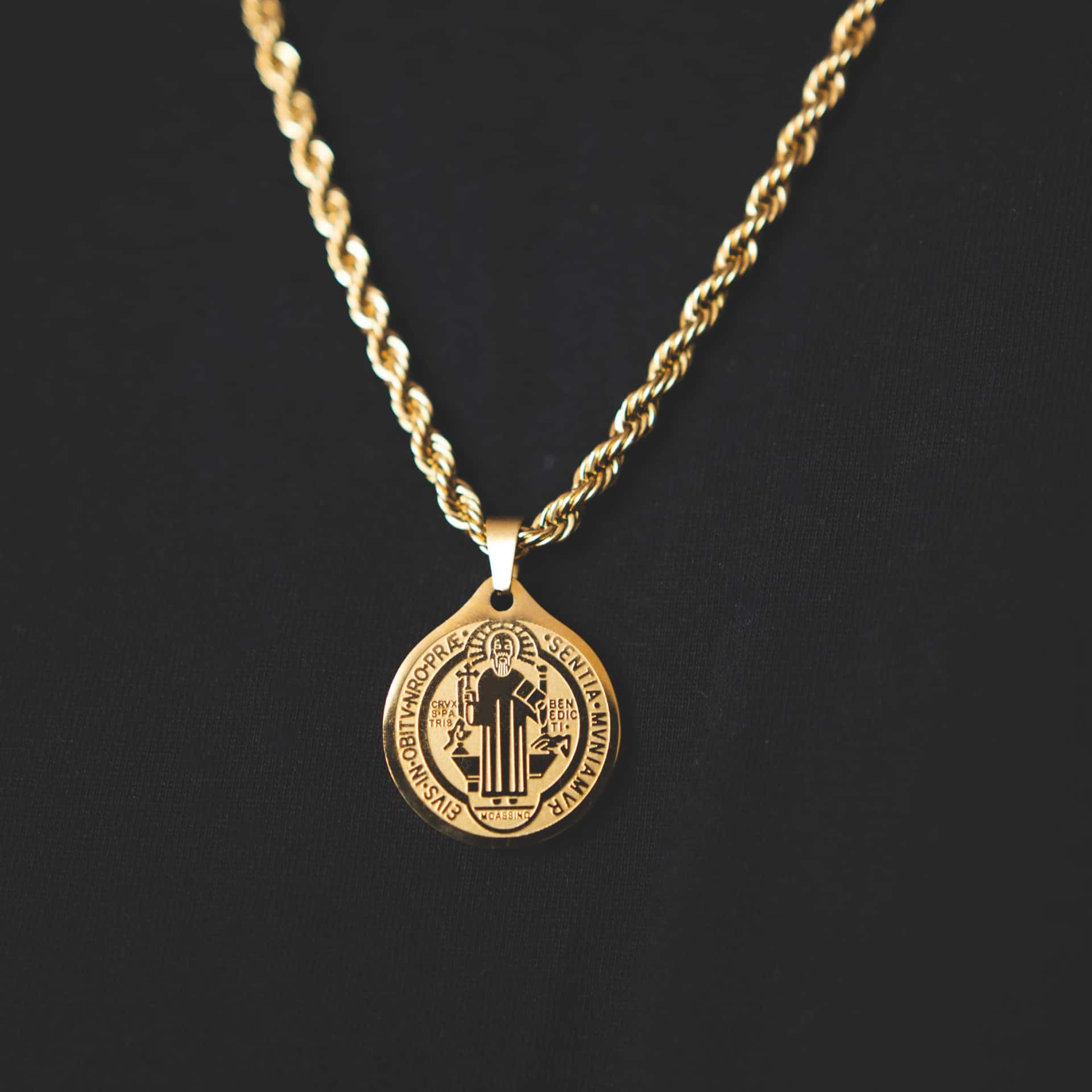 Cadena San Benito GOLD - miniatura 1