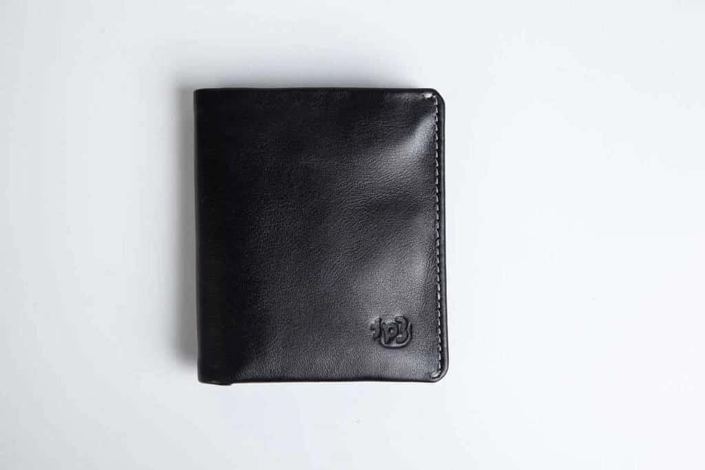 Billetera en Cuero Negro