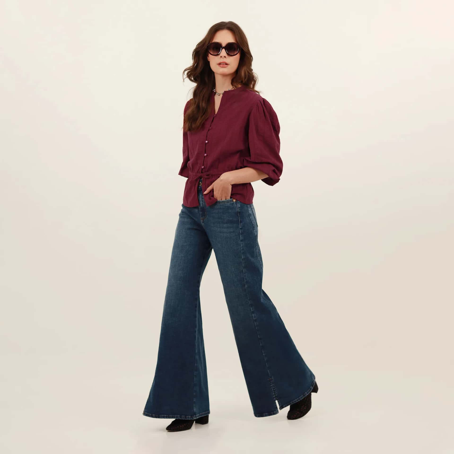 Jean Tiro Medio Bota Flare