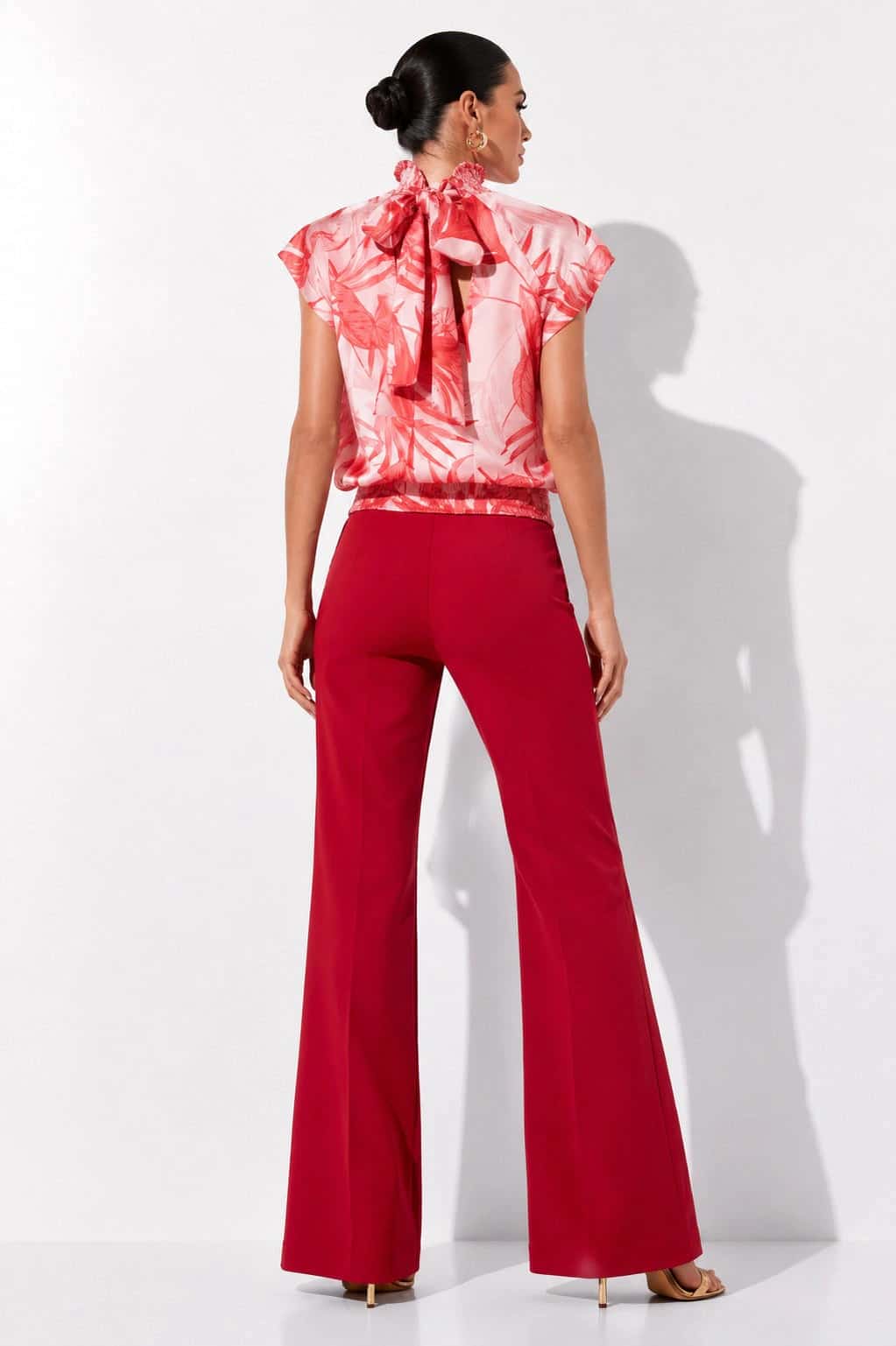 Blusa Brasia Flores Rojas - miniatura 2