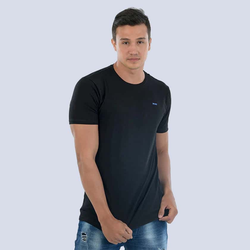 Camiseta Negra Básica