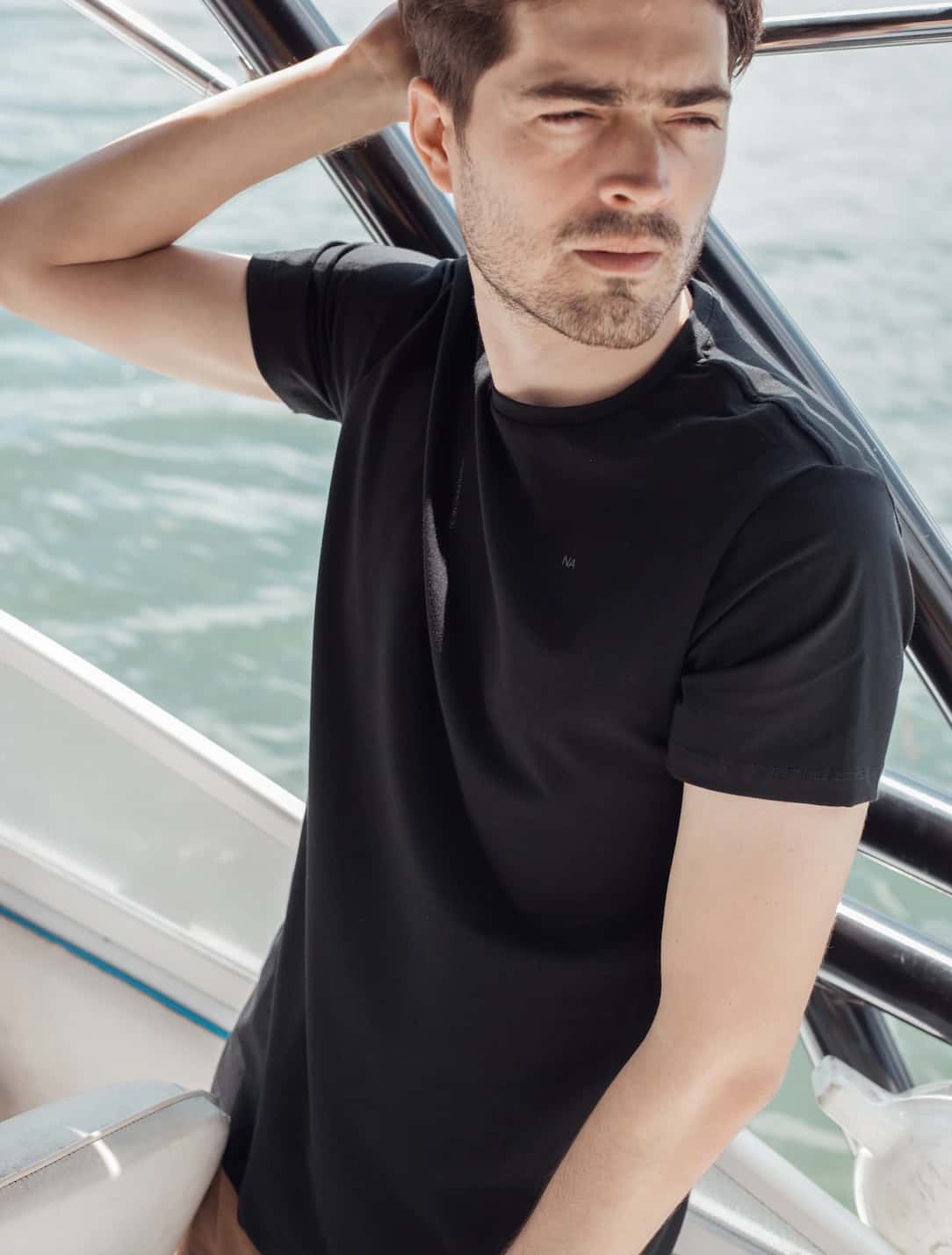 Camiseta Negra