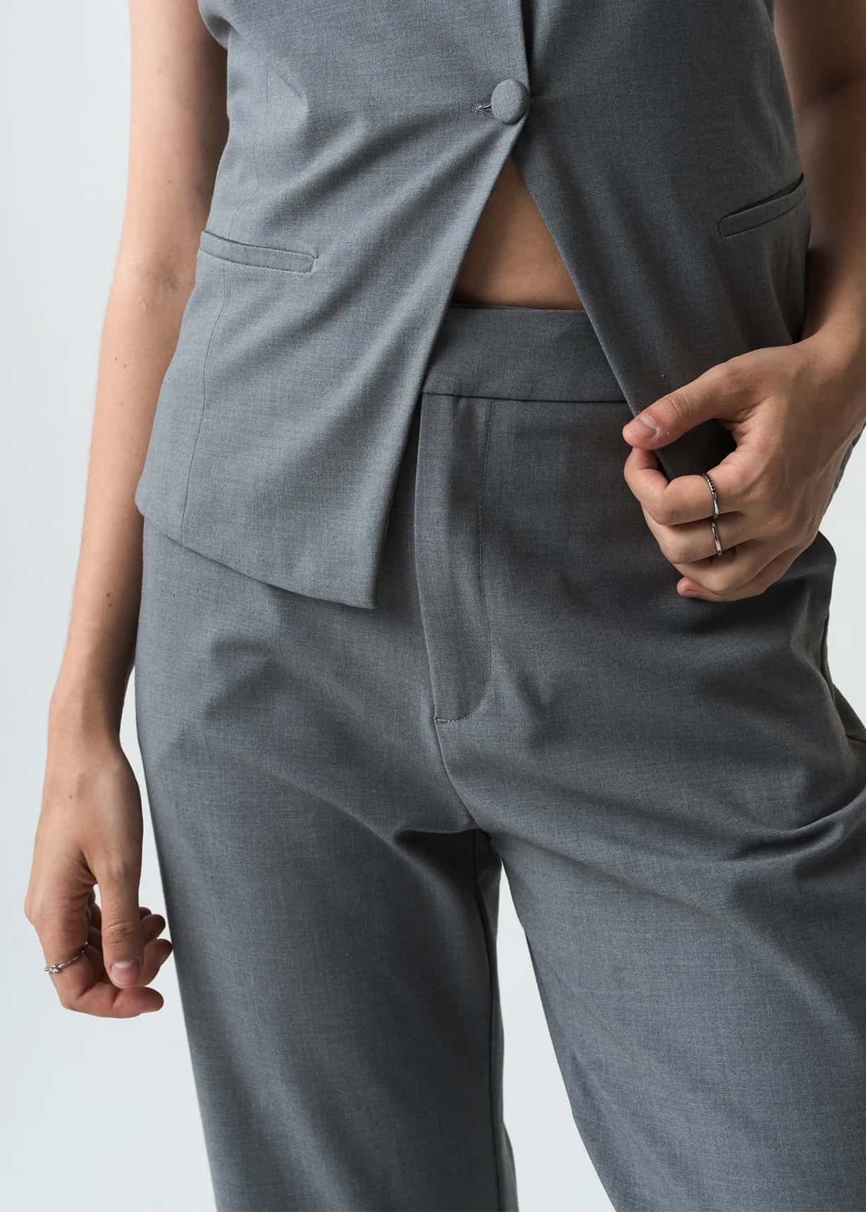 Pantalón Relax tiro alto elegante