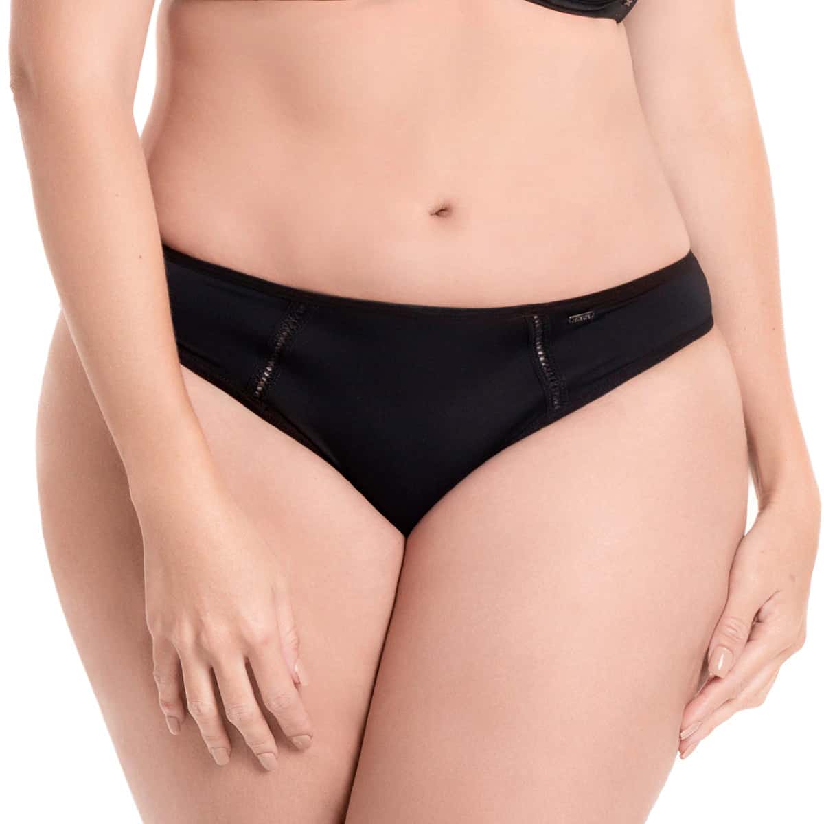 PANTY CON DETALLE DECORATIVO EN LATERALES
