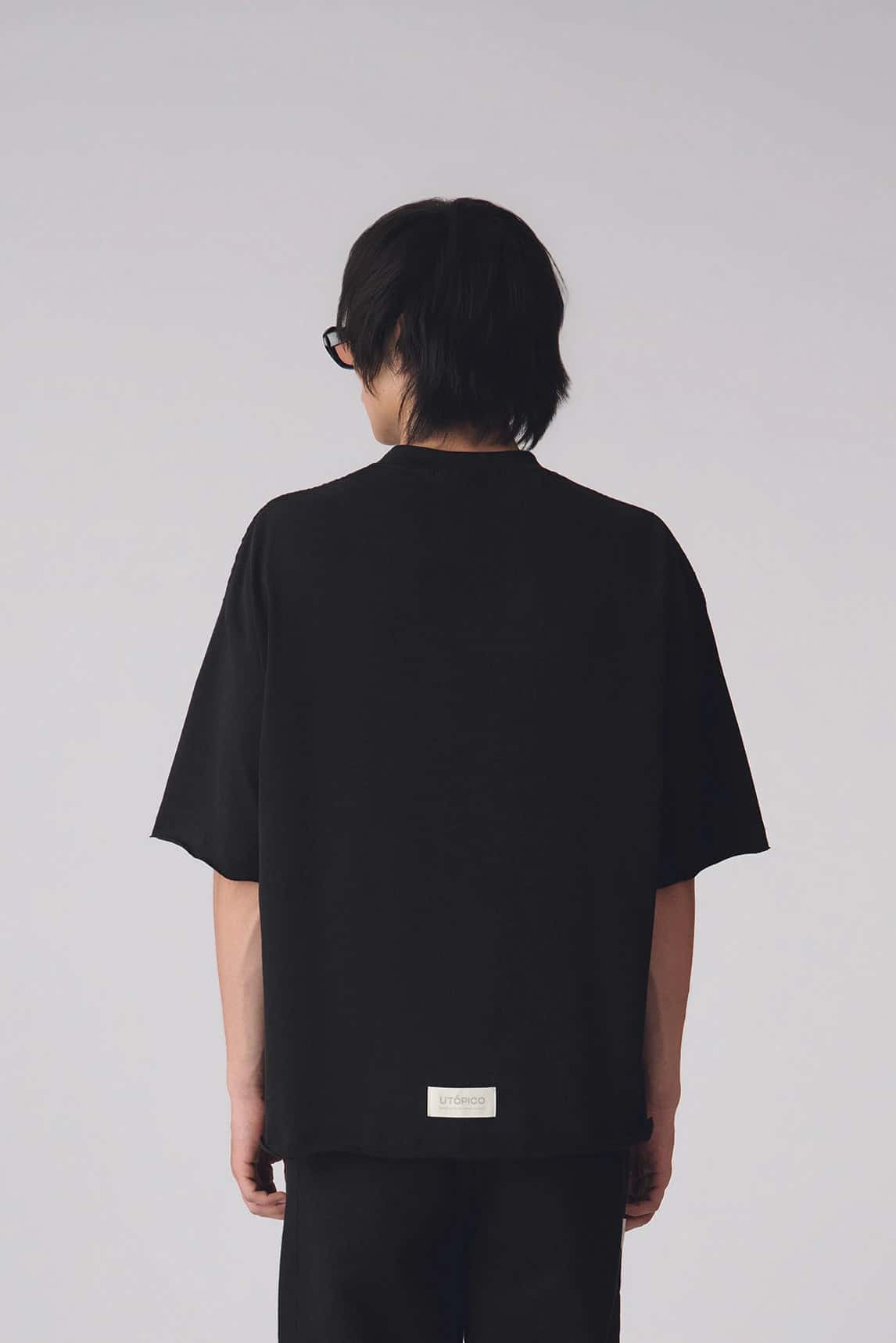 CAMISETA NEGRA - RELAXED FIT - miniatura 5