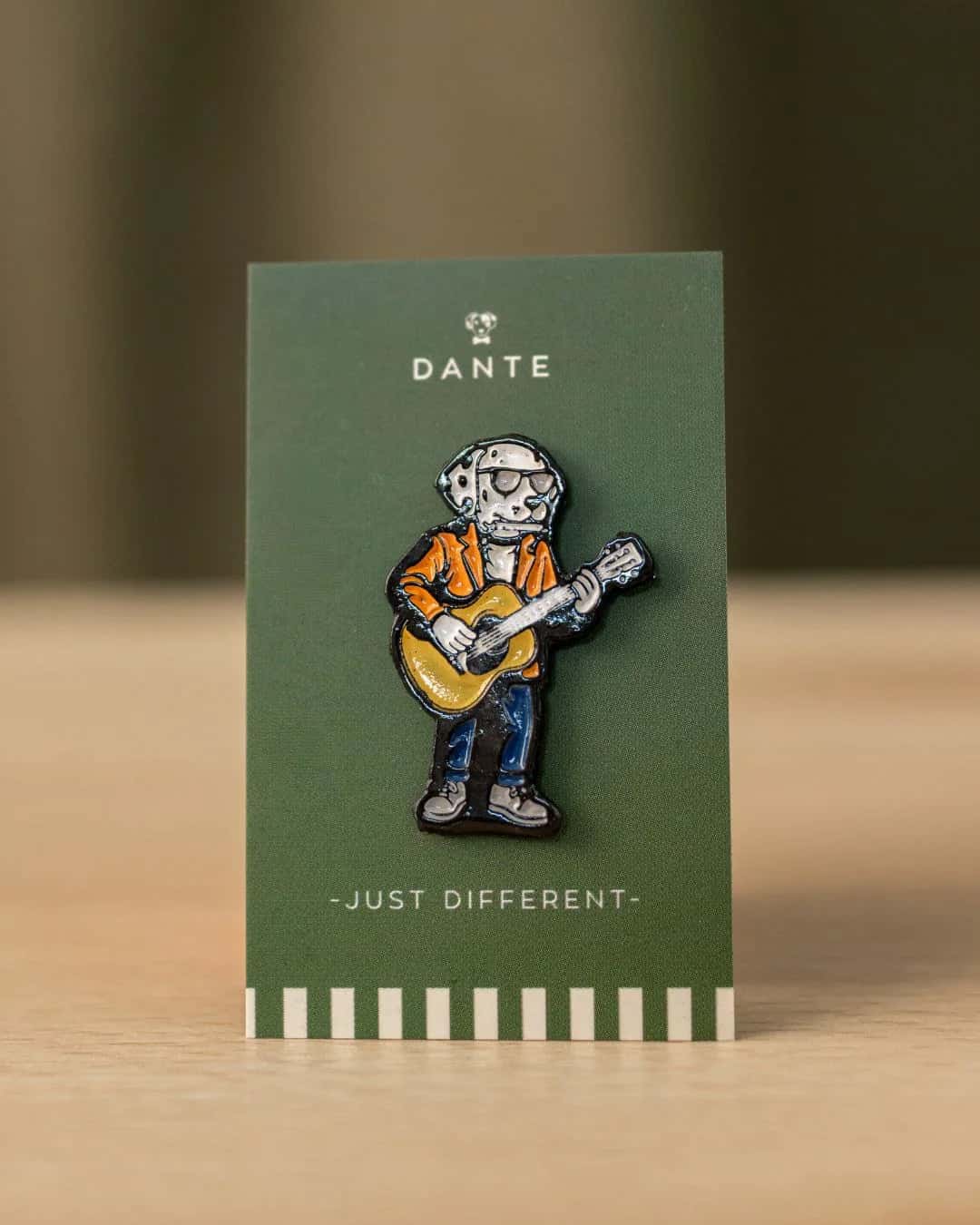 Pin DANTE Cantante