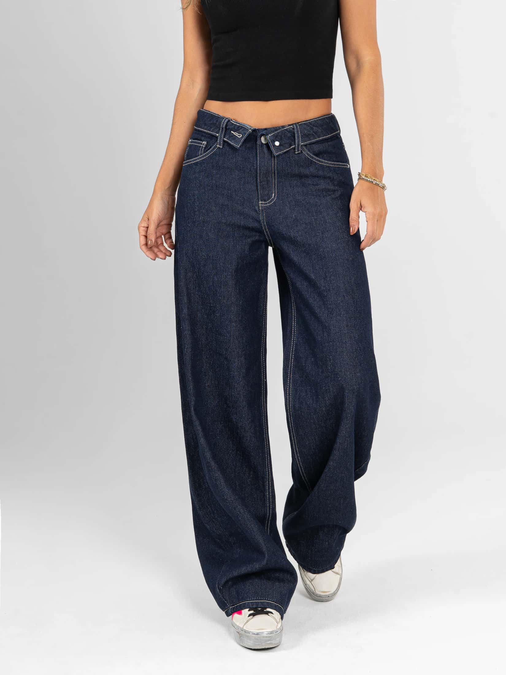 Ref: 066424 Jean wide leg, rígido, tiro medio, detalle en pretina, tono azul oscuro