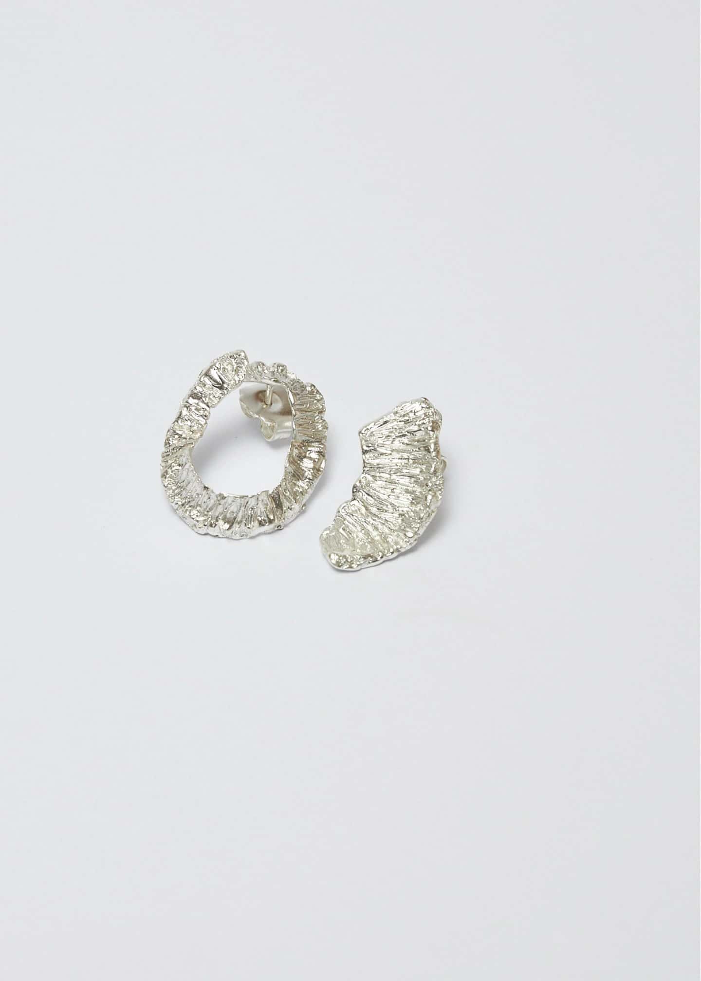 Aretes asimetricos trozo de luna