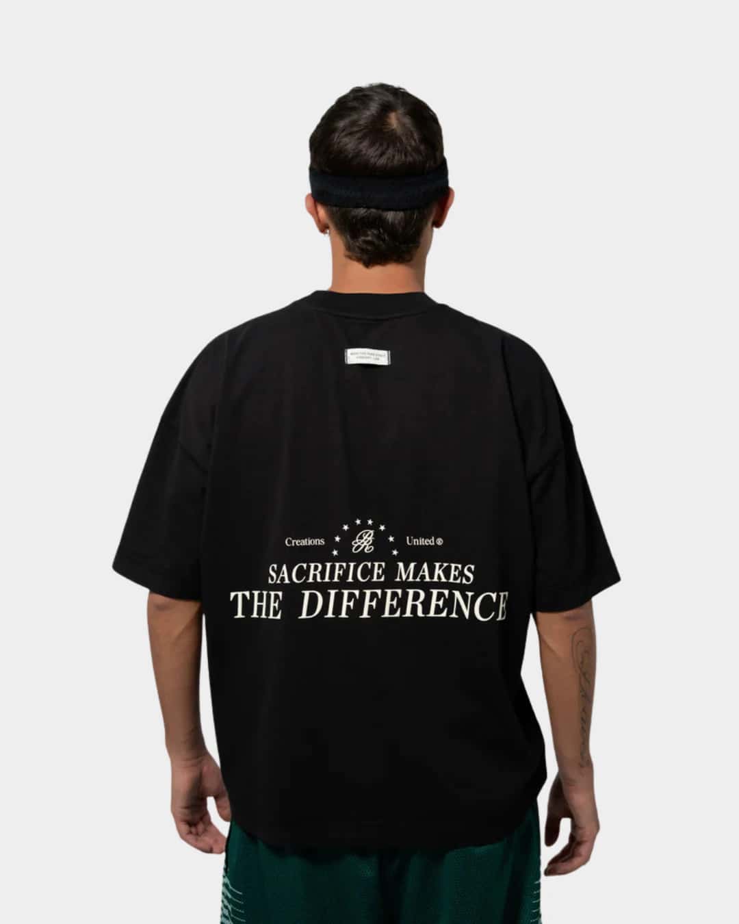 STILL HUNGRY BLACK T-SHIRT - miniatura 2