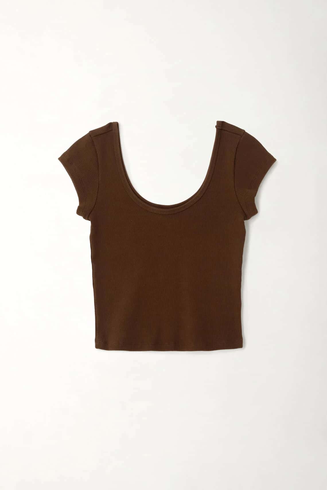 Camiseta en rib ajustada café para mujer