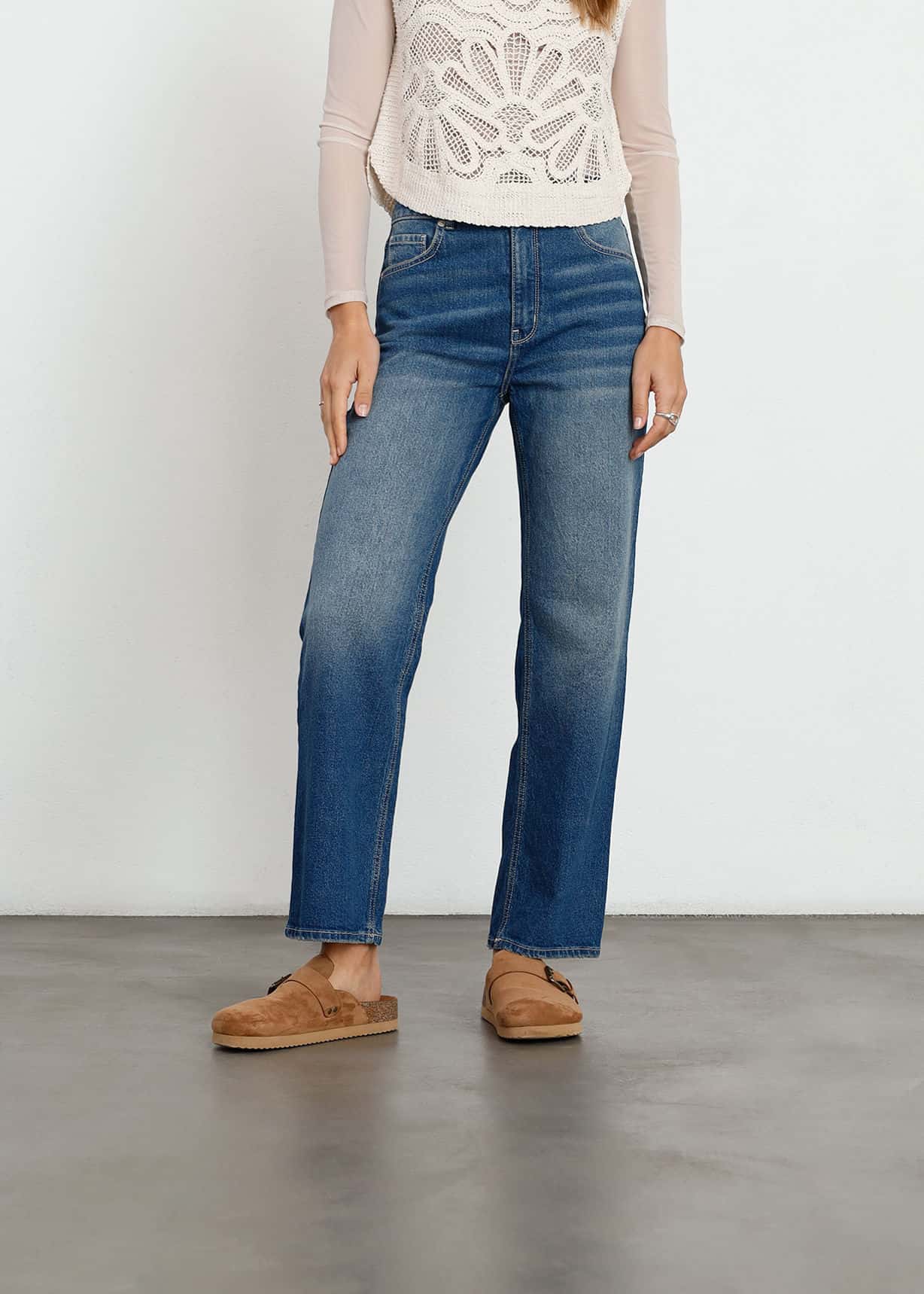 Jean Straight con desvanecido