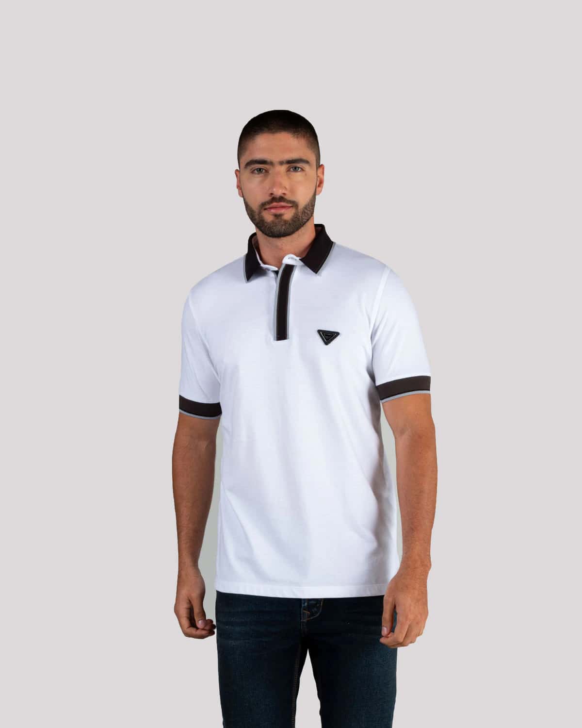 Polo blanca para hombre