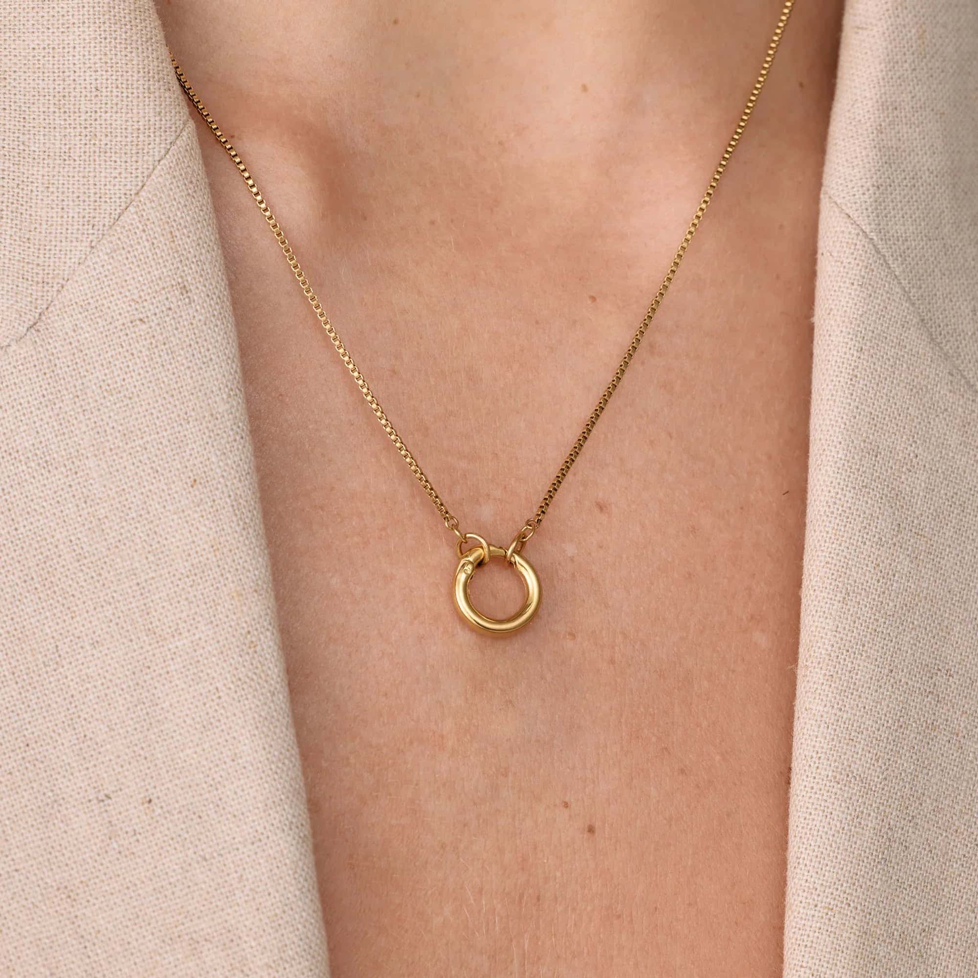 Collar Simple Lock