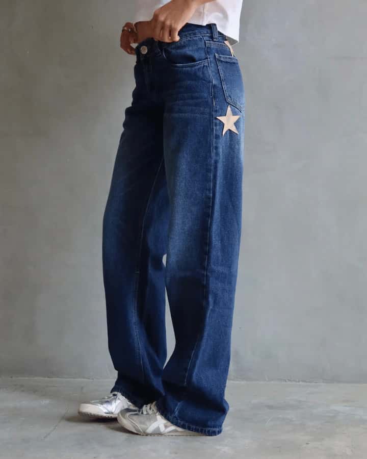 JEAN EXTRA LOW STRAIGHT FIT CROC BEIGE STARS AZUL - miniatura 5