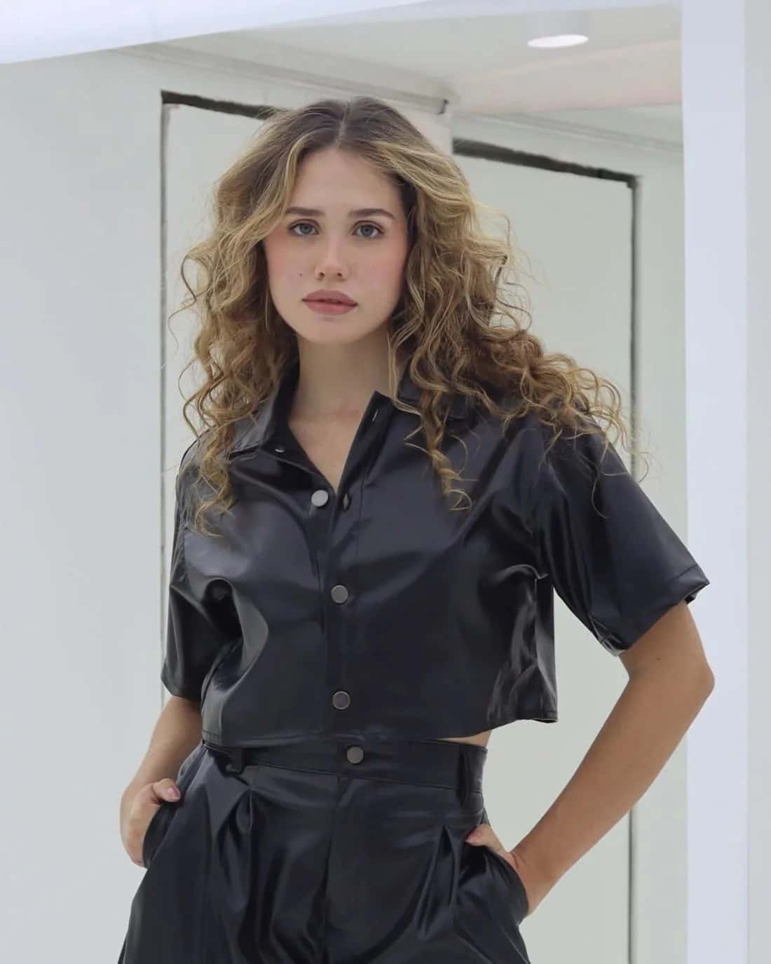 Camisa Two Negra