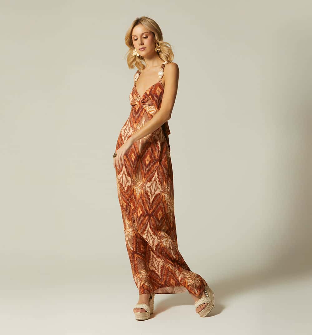 Vestido con decoracion