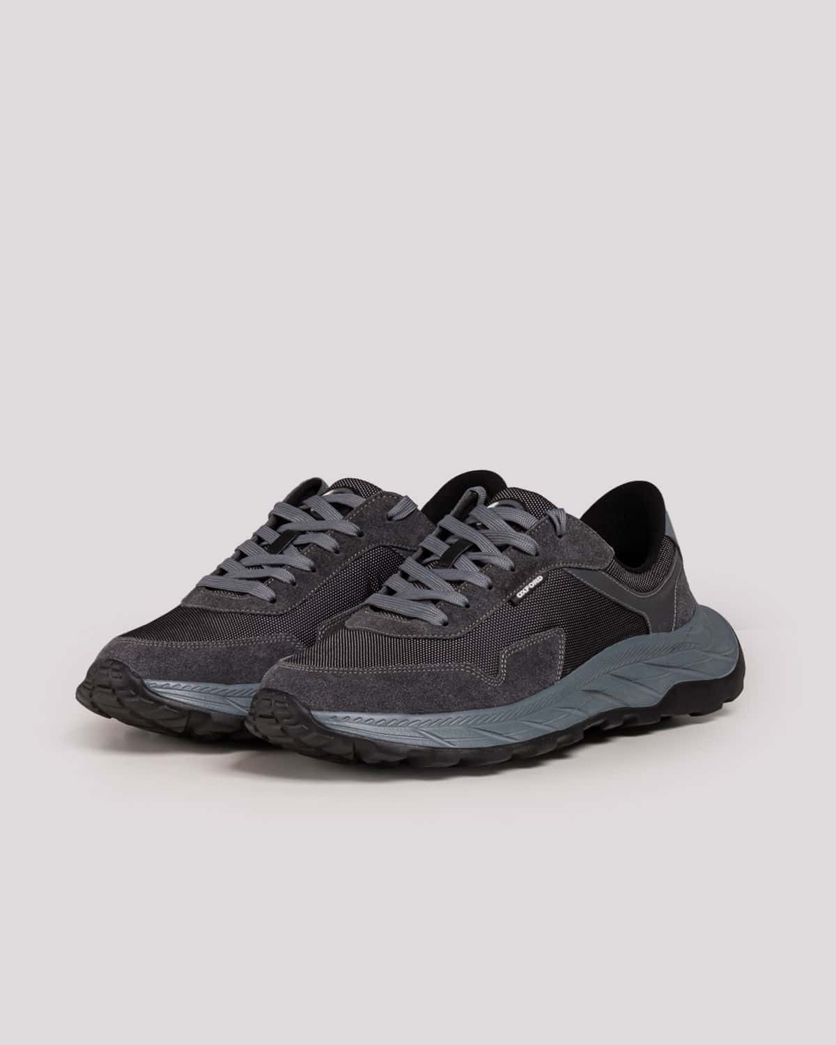 Calzado gris para hombre