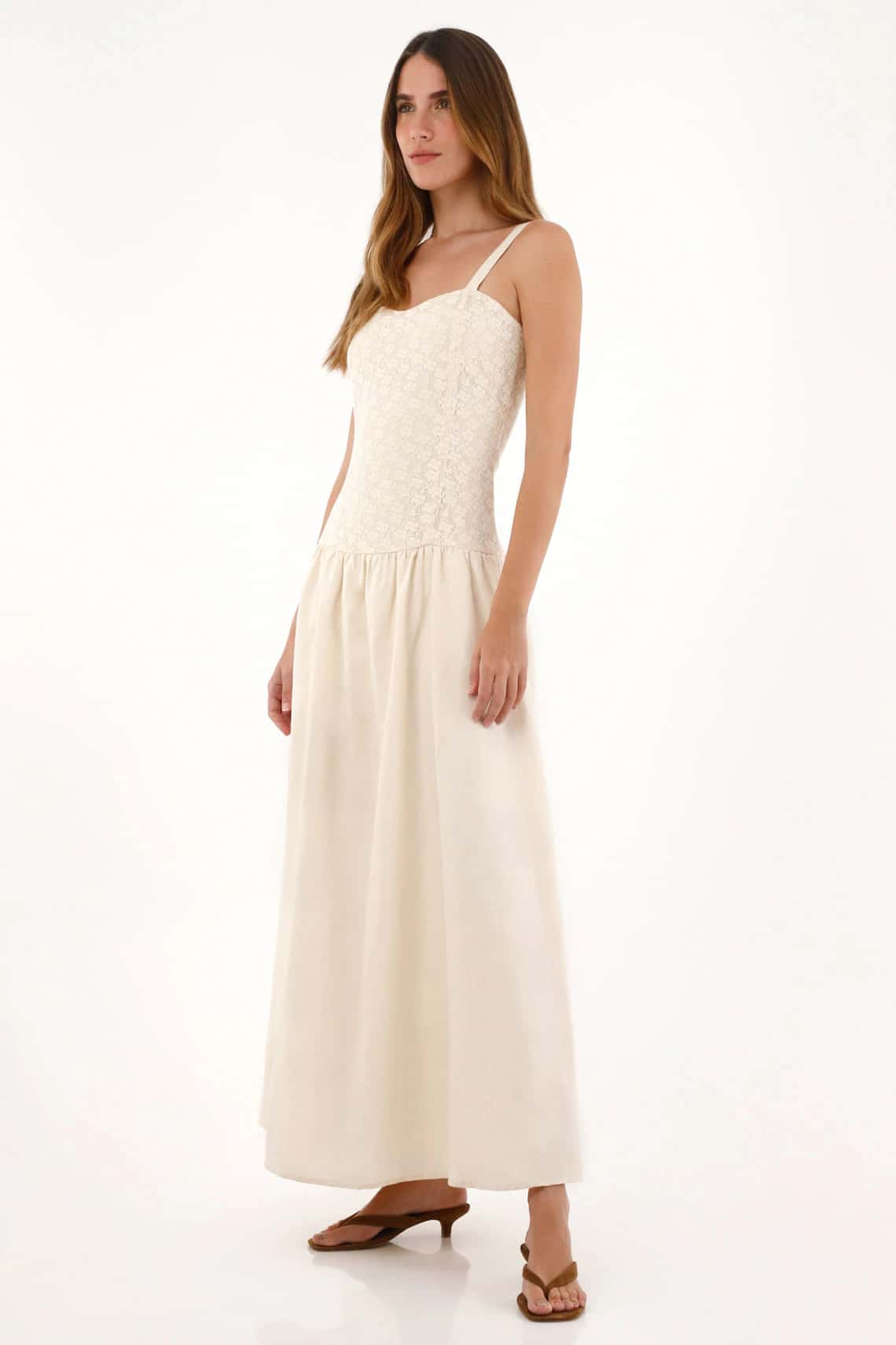 Vestido largo tipo lino con tela tejida crudo para mujer