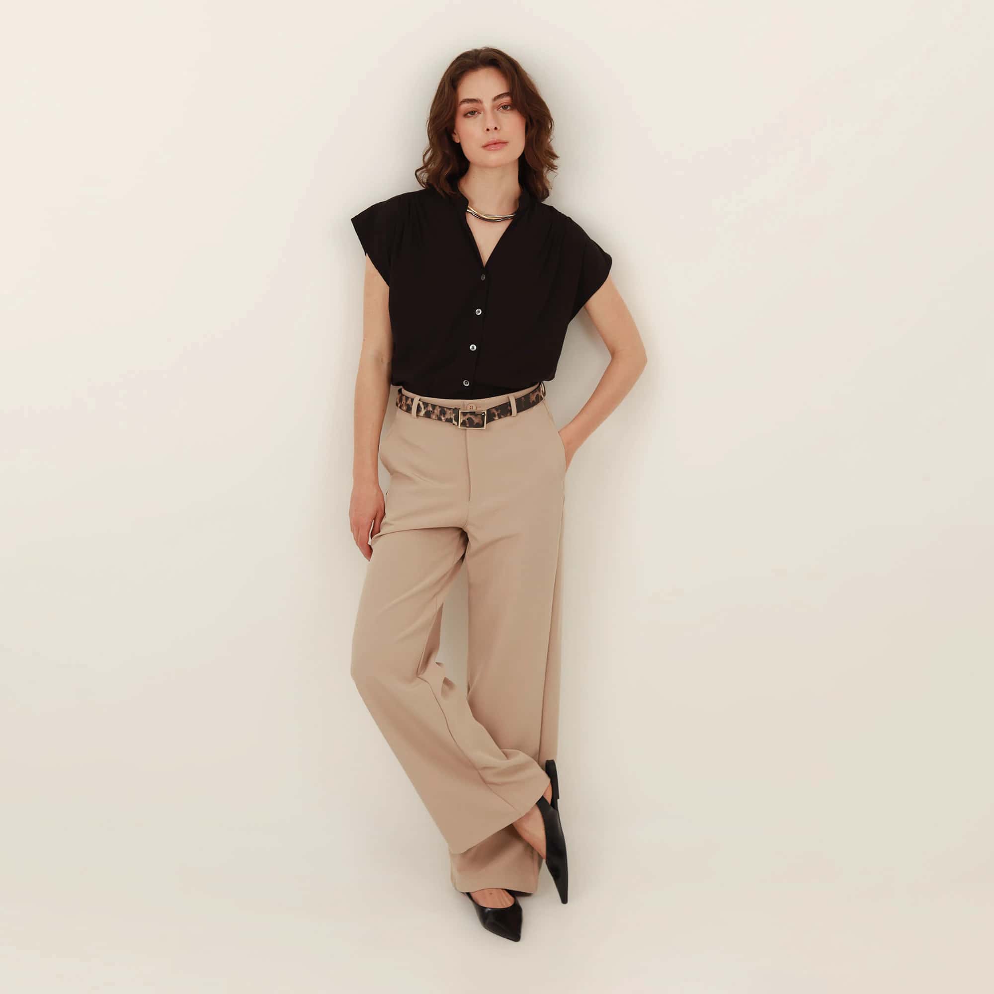 Pantalón rectobásico con pinzas