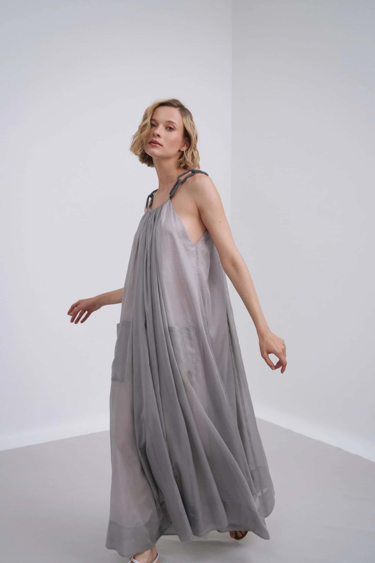 Embroidered Halter Cotton Voile Midi Dress - miniatura 7