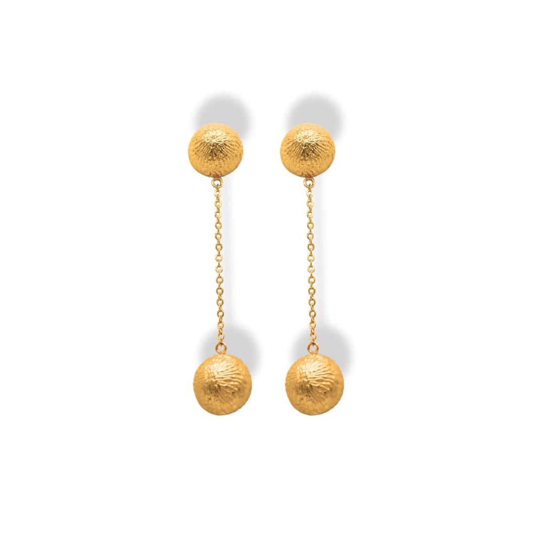 Aretes largos con 2 bolas grandes y cadena