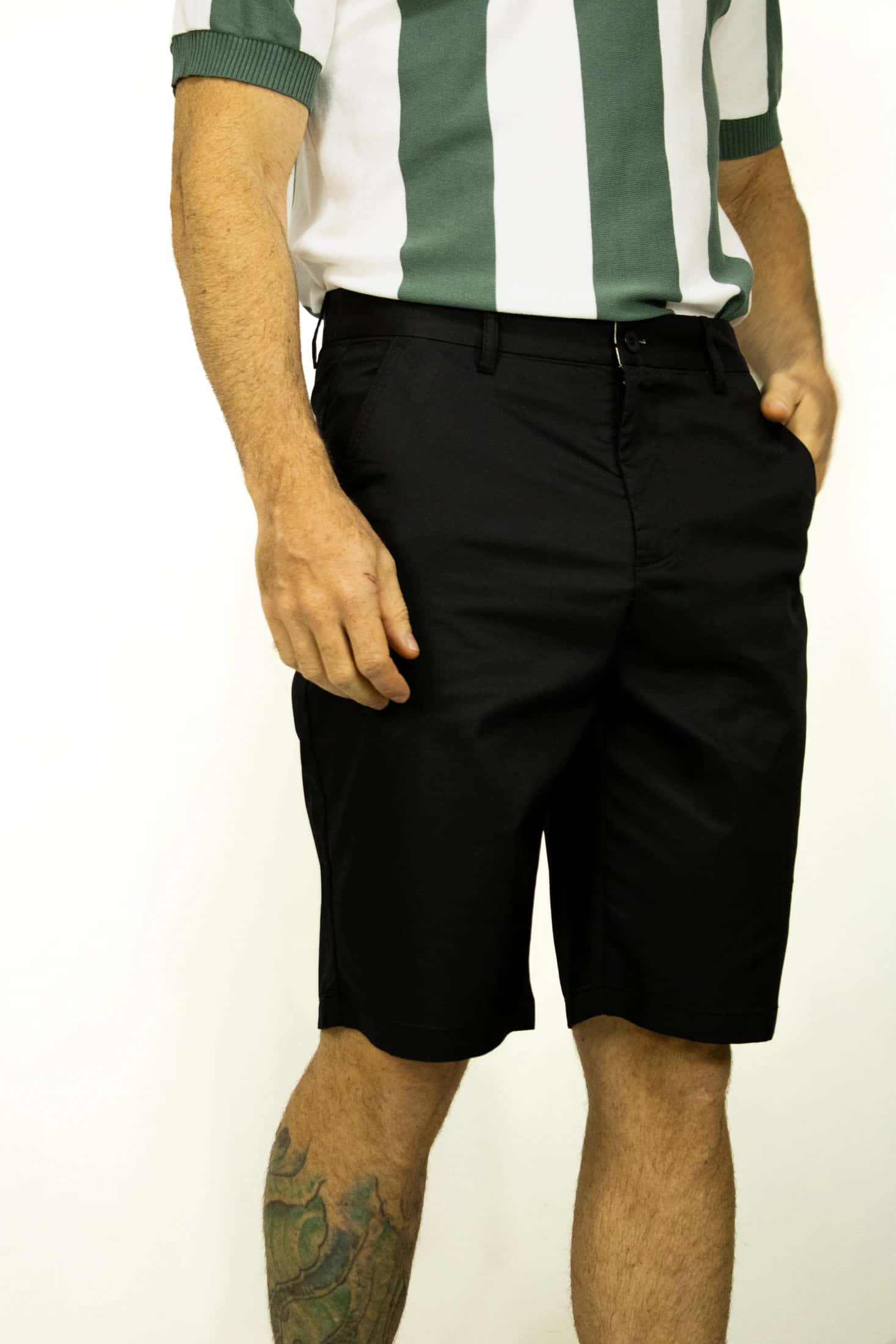 BERMUDA CLÁSICA NEGRA PARA HOMBRE