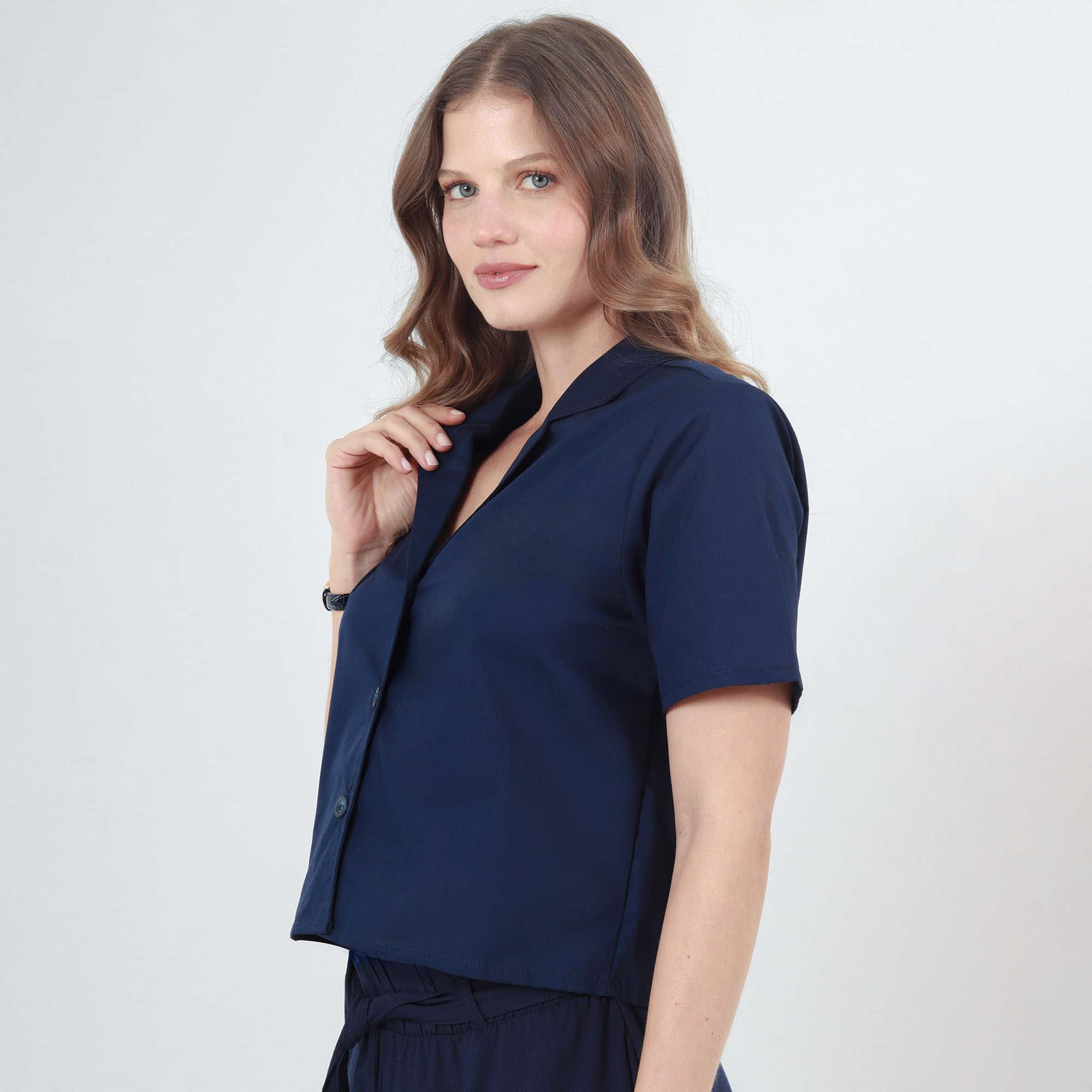 Blusa Cuello Sport Manga Corta
