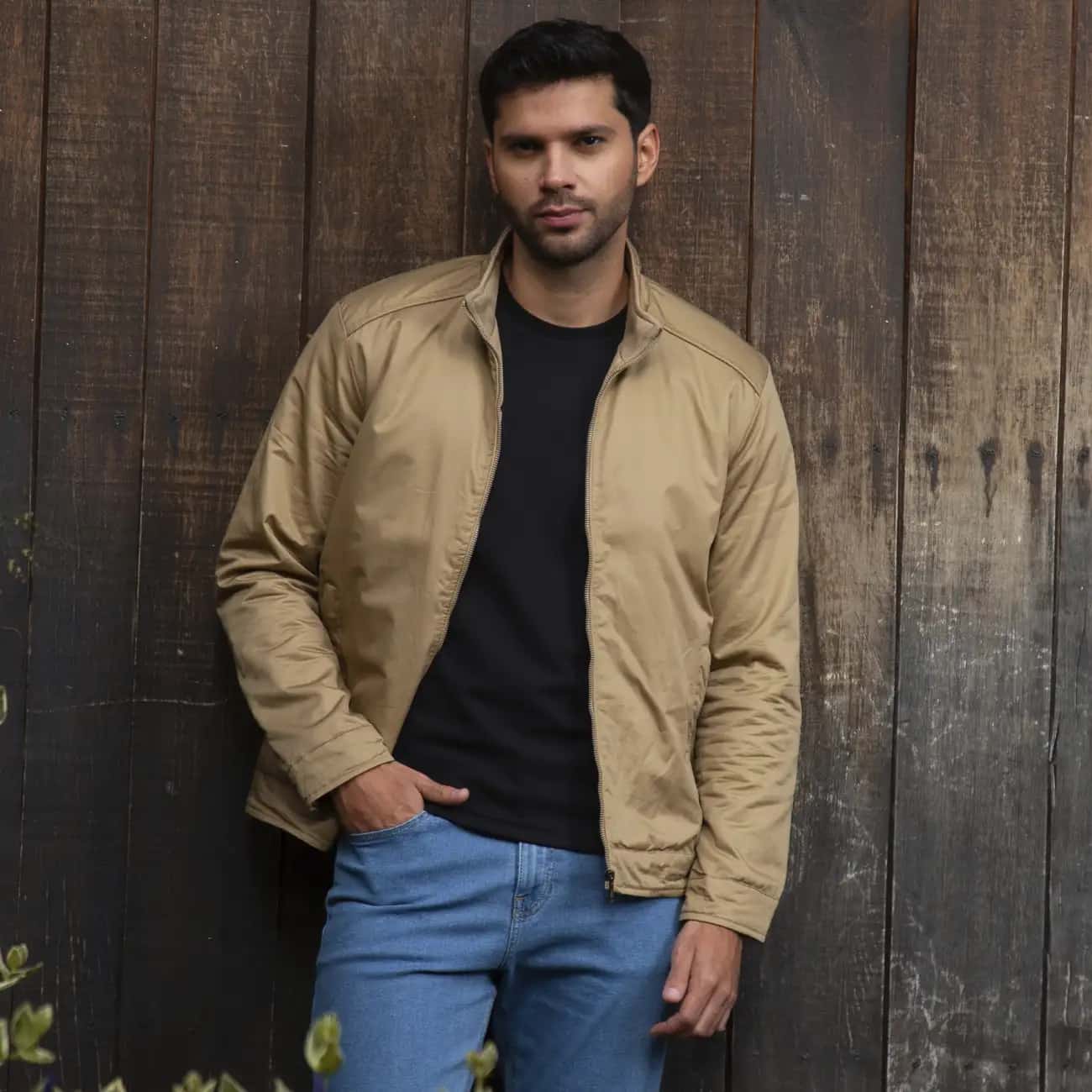 Chaqueta Regular Cuello Alto Zam