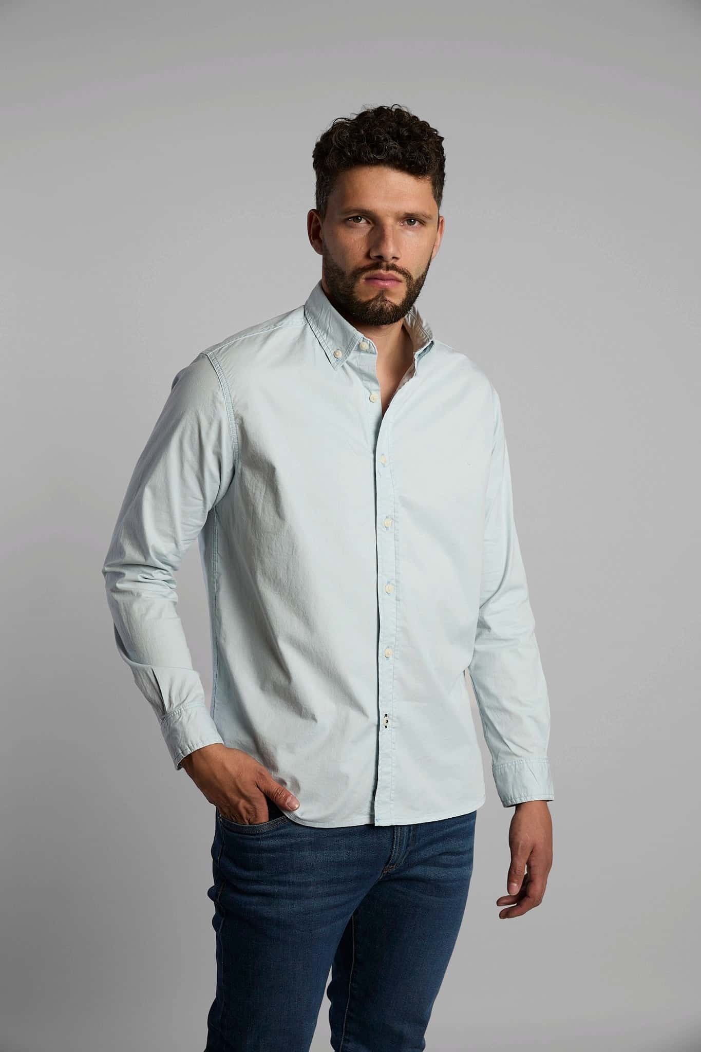 Camisa azul claro - miniatura 3