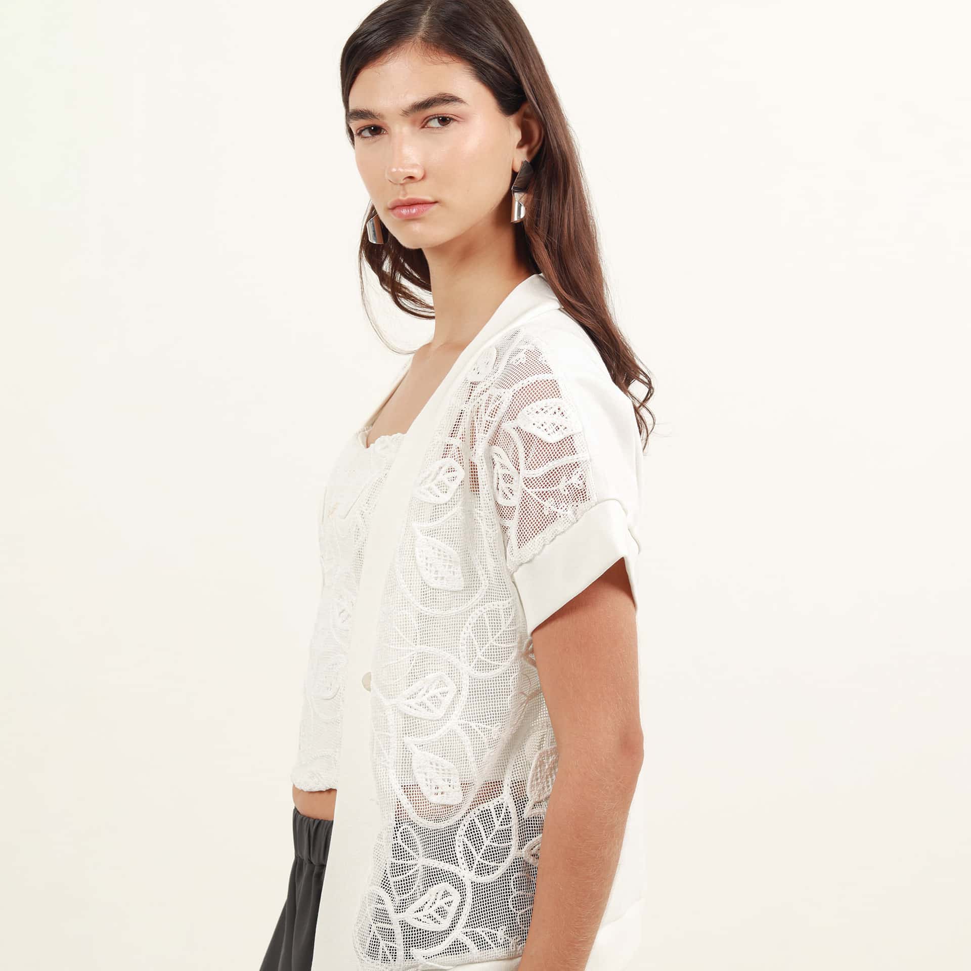 Blusa cuello v manga corta - miniatura 2
