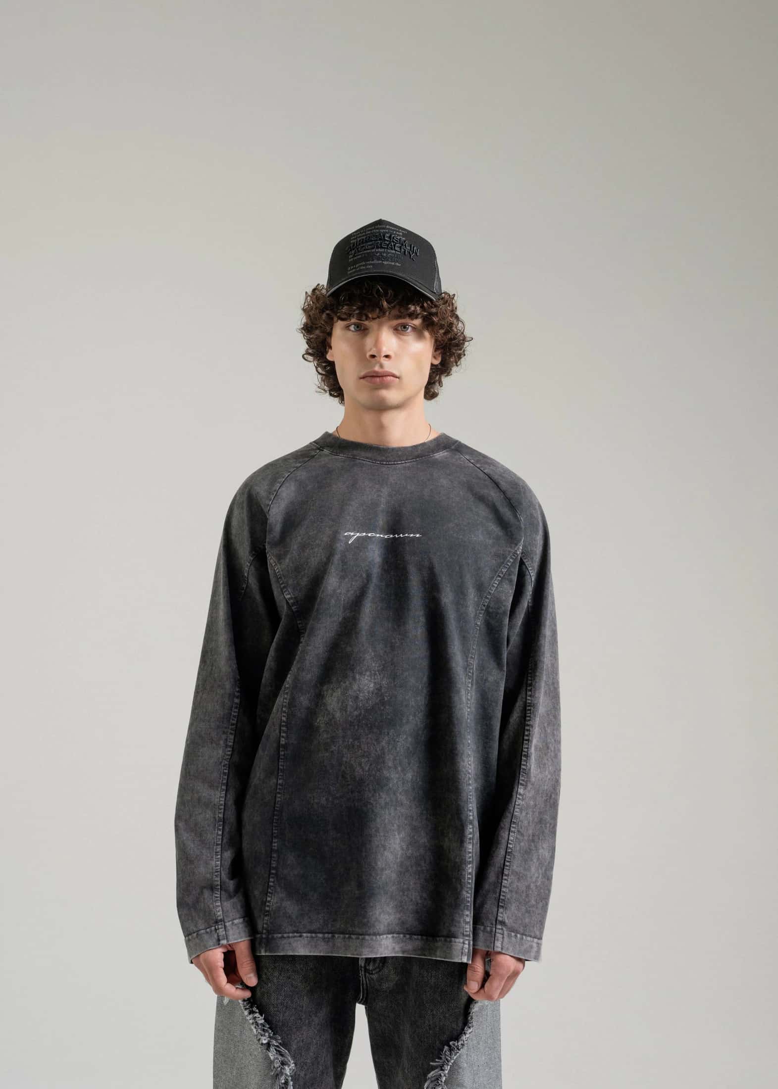 CORE LONG SLEEVE T-SHIRT