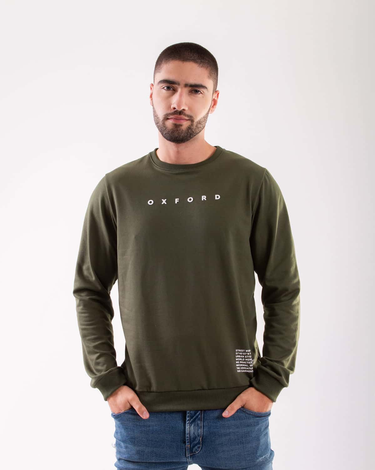 Buzo verde estampado frontal para hombre