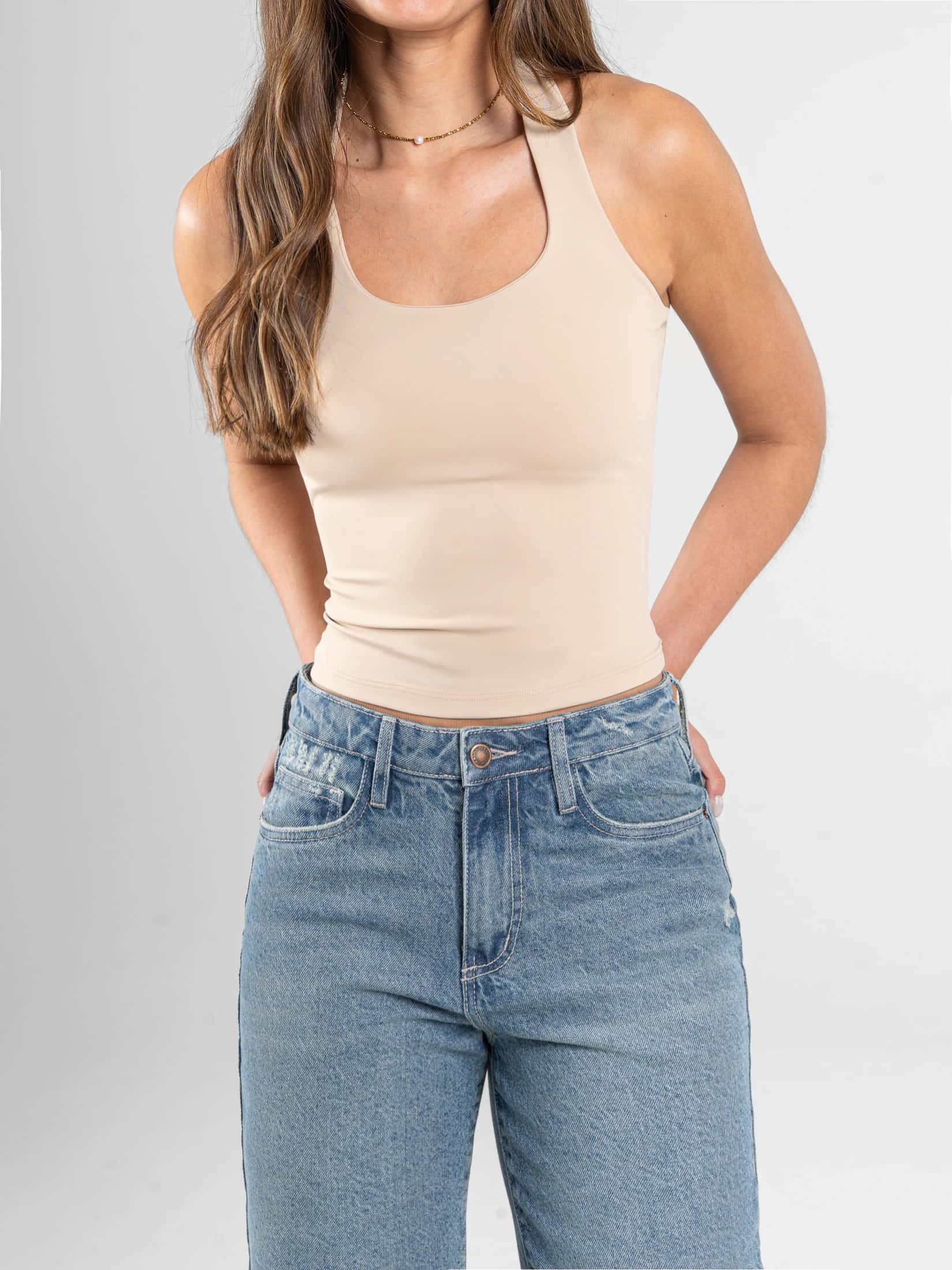 Ref: 0610673 Top elástico cuello halter, elaborado en doble tela, tono caqui