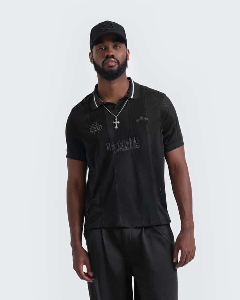 Polo Negro Regular World Class