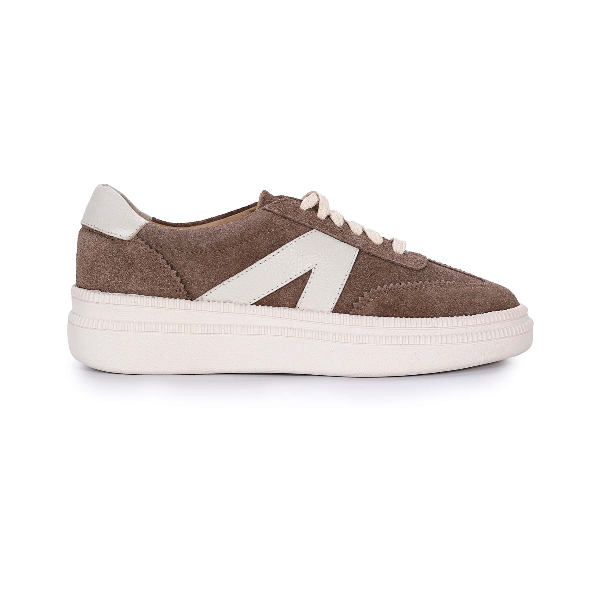 "NUVIA" TENIS EN CUERO