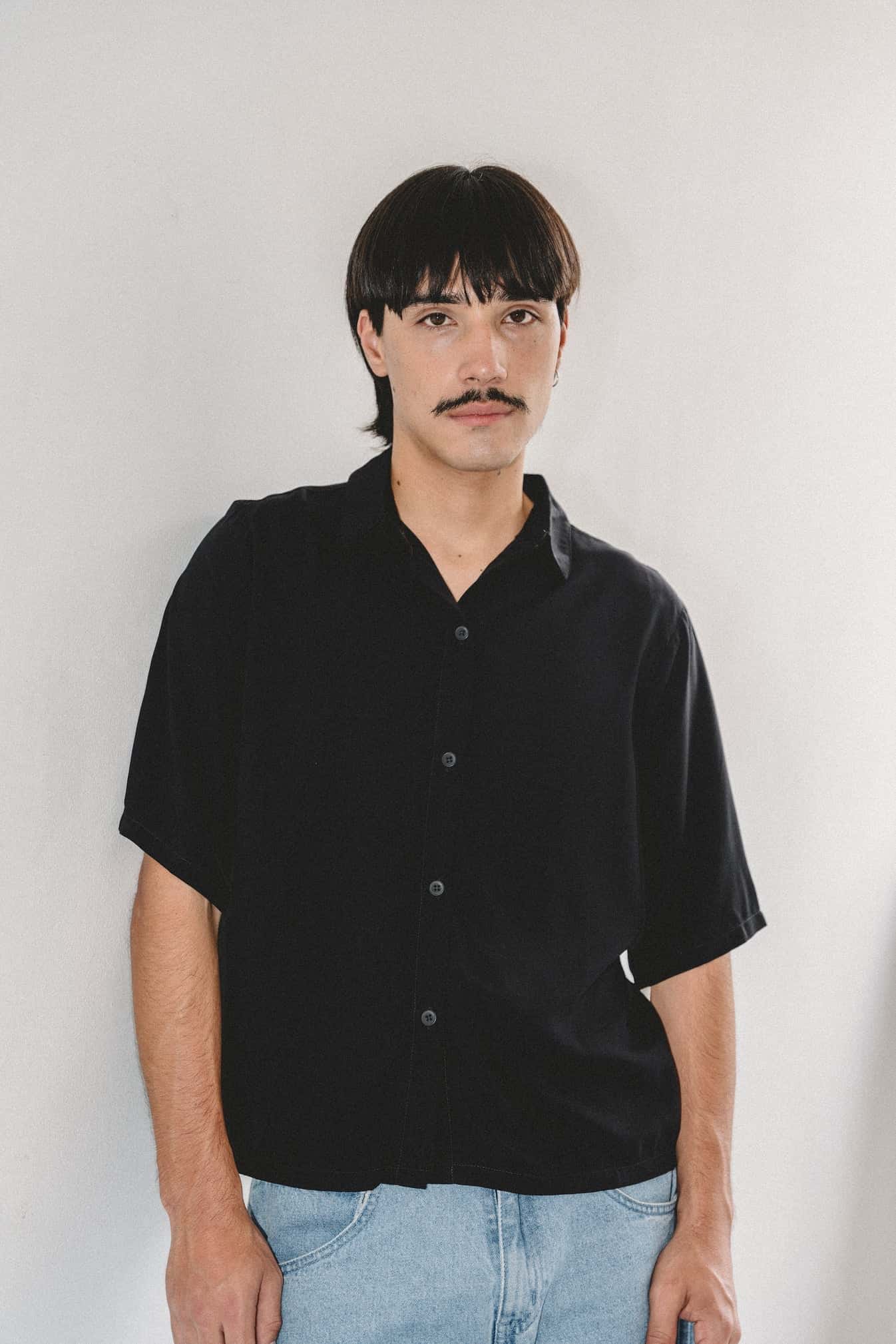 ALL BLACK SHIRT