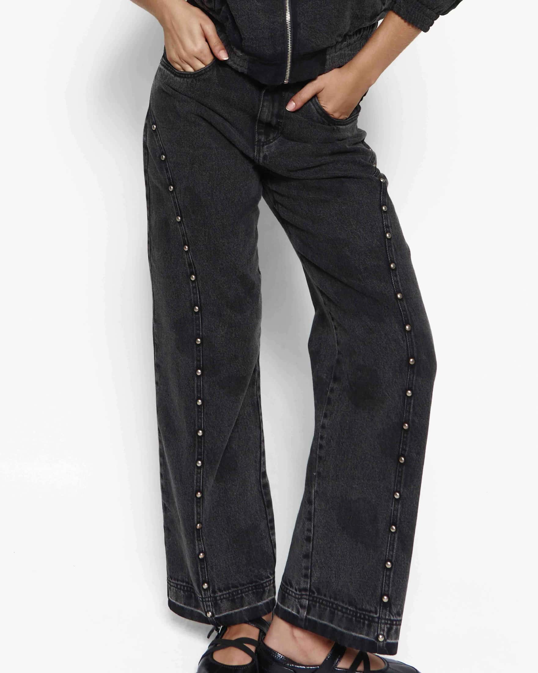 MIDNIGHT PANTS