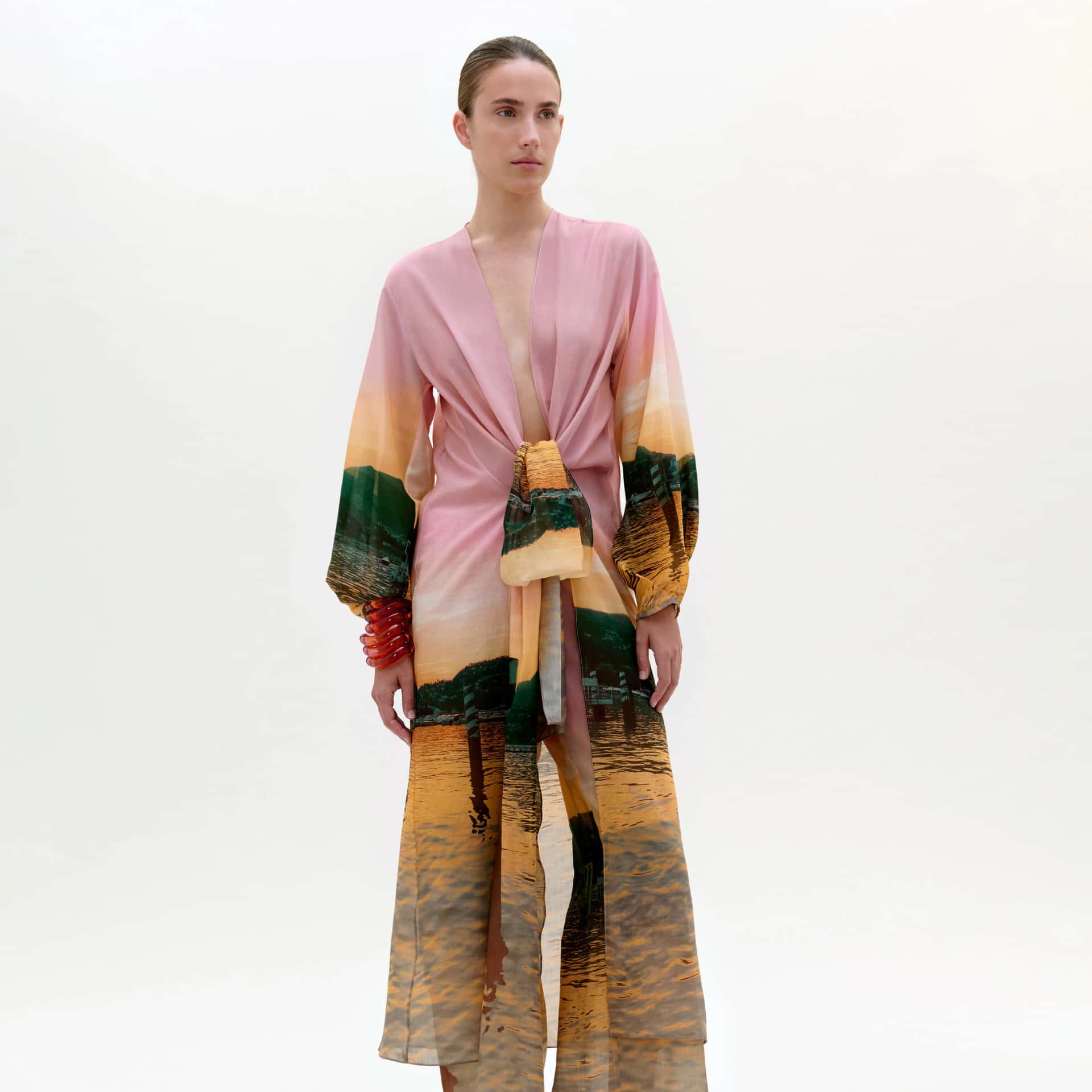 Yanil Robe