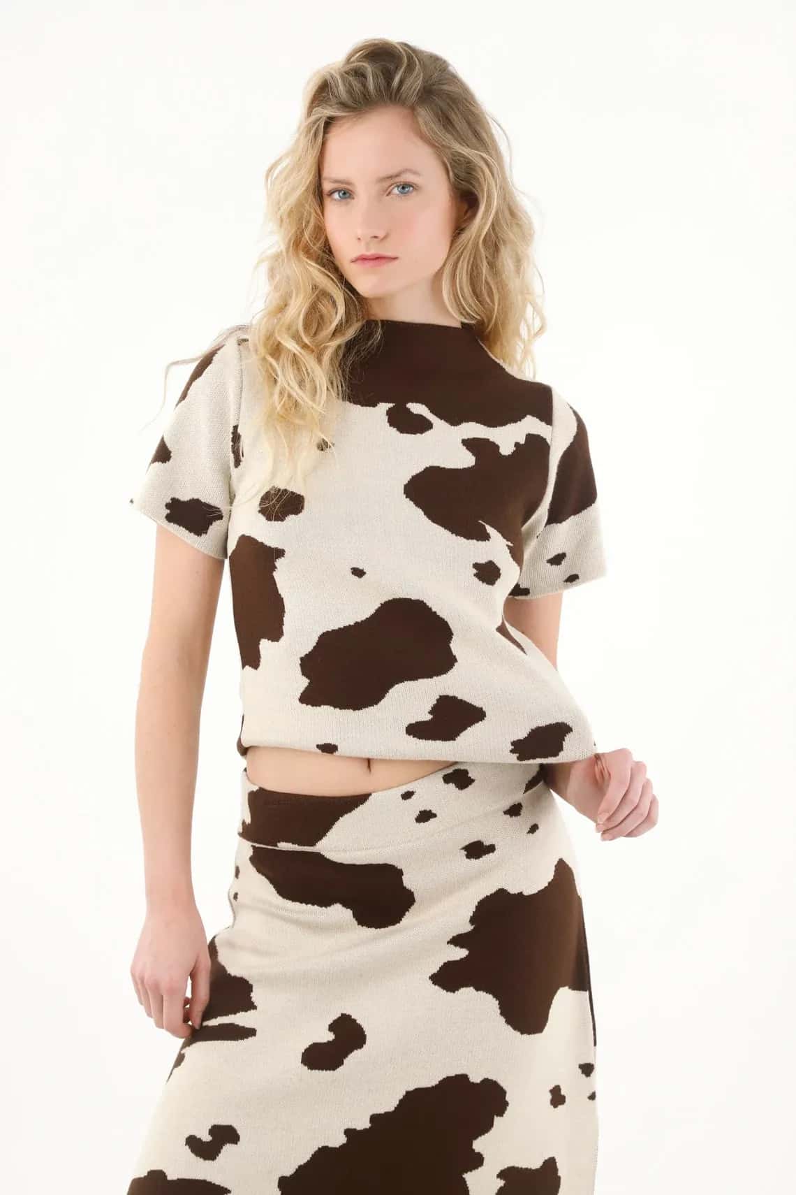 Camiseta con estampado de vaca para mujer