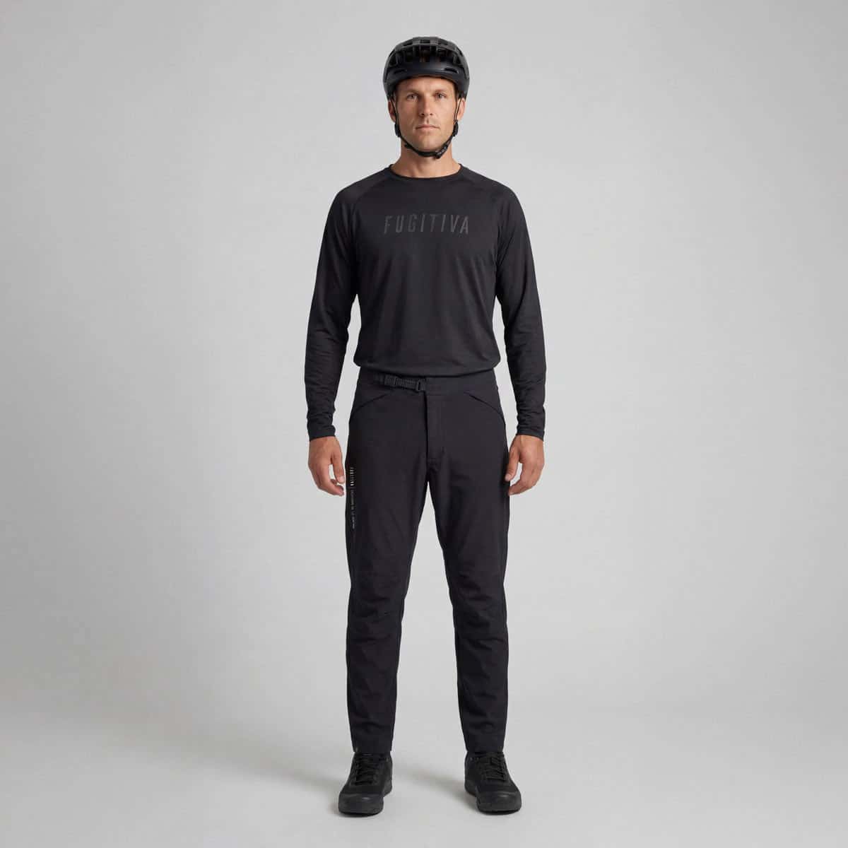 COMBO | Jersey FGTV Manga Larga Negro |  Pantalón Fugitiva Alpha - Negro Profundo