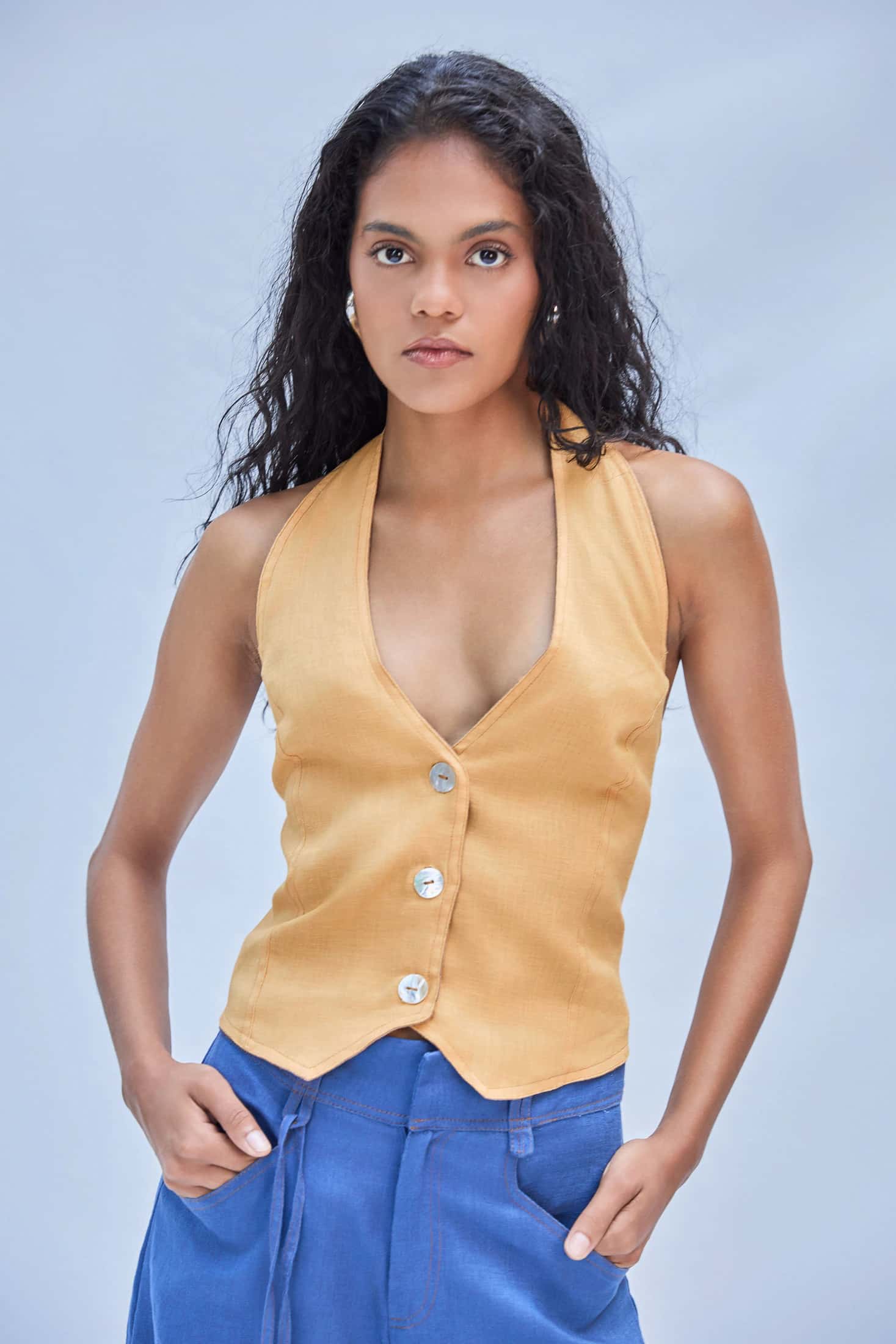 TATI VEST GOLDEN/MOCCA
