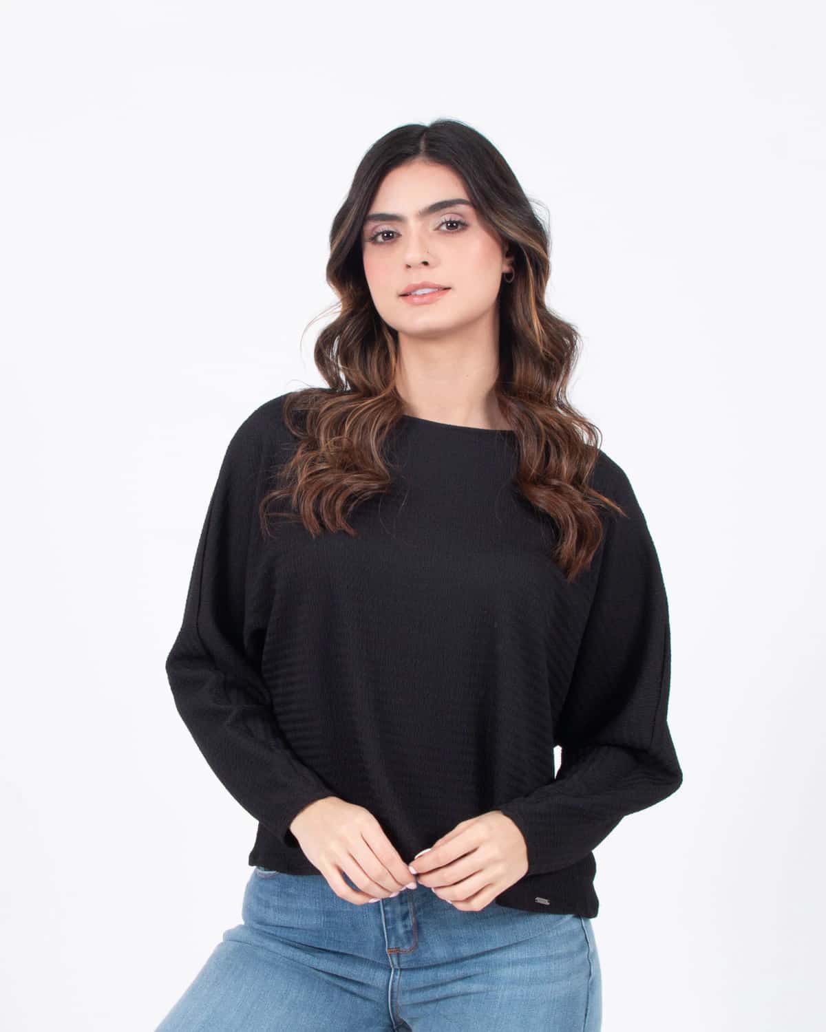 Blusa negra manga larga para mujer