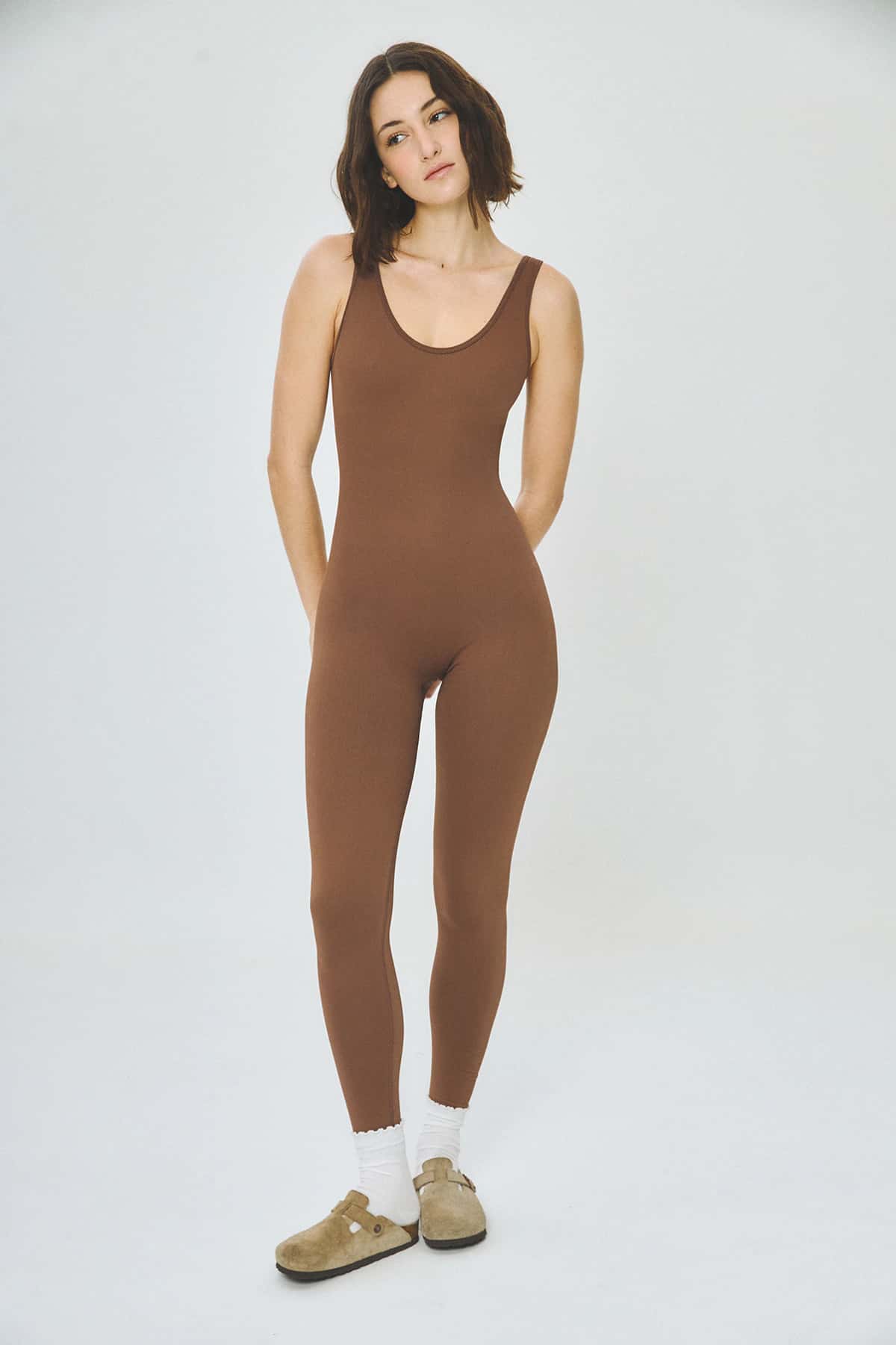 SEAMLESS ONESIE CHOCOLATE