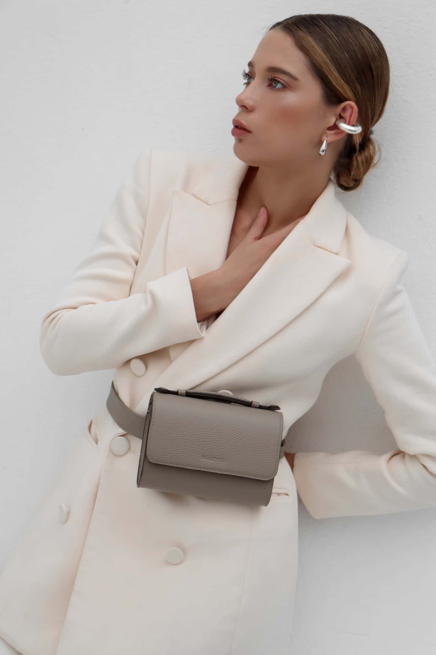 Canvas Belt bag - Taupe (3 in 1 convertible)