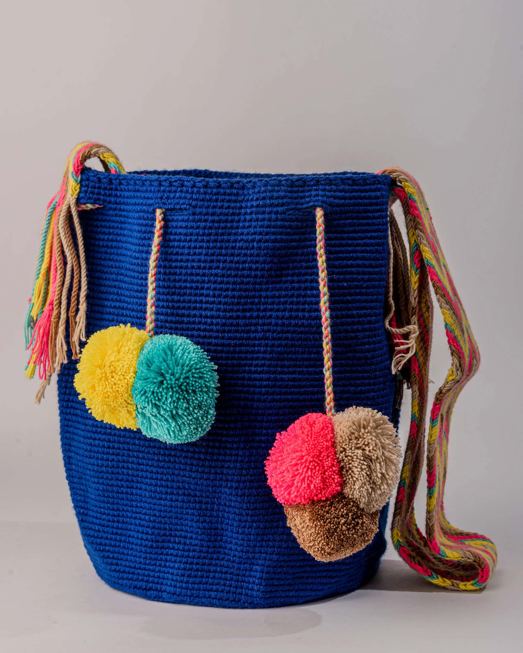 Mochila Cinco Borlas