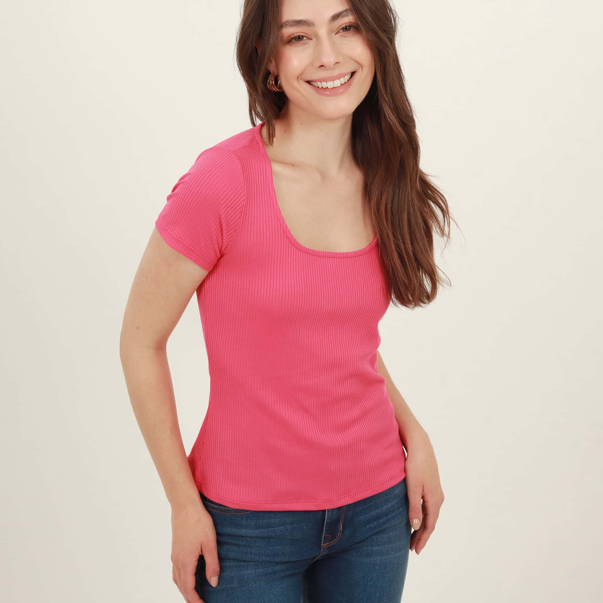 Camiseta en rib cuello cuadrado manga corta - miniatura 2