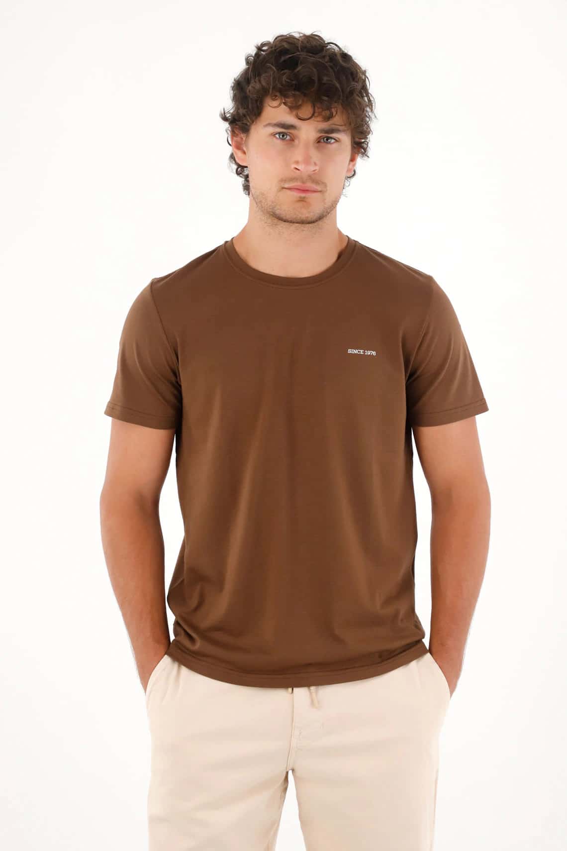 Camiseta jersey con mini estampado café para hombre