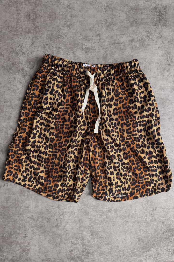 Short leopardo