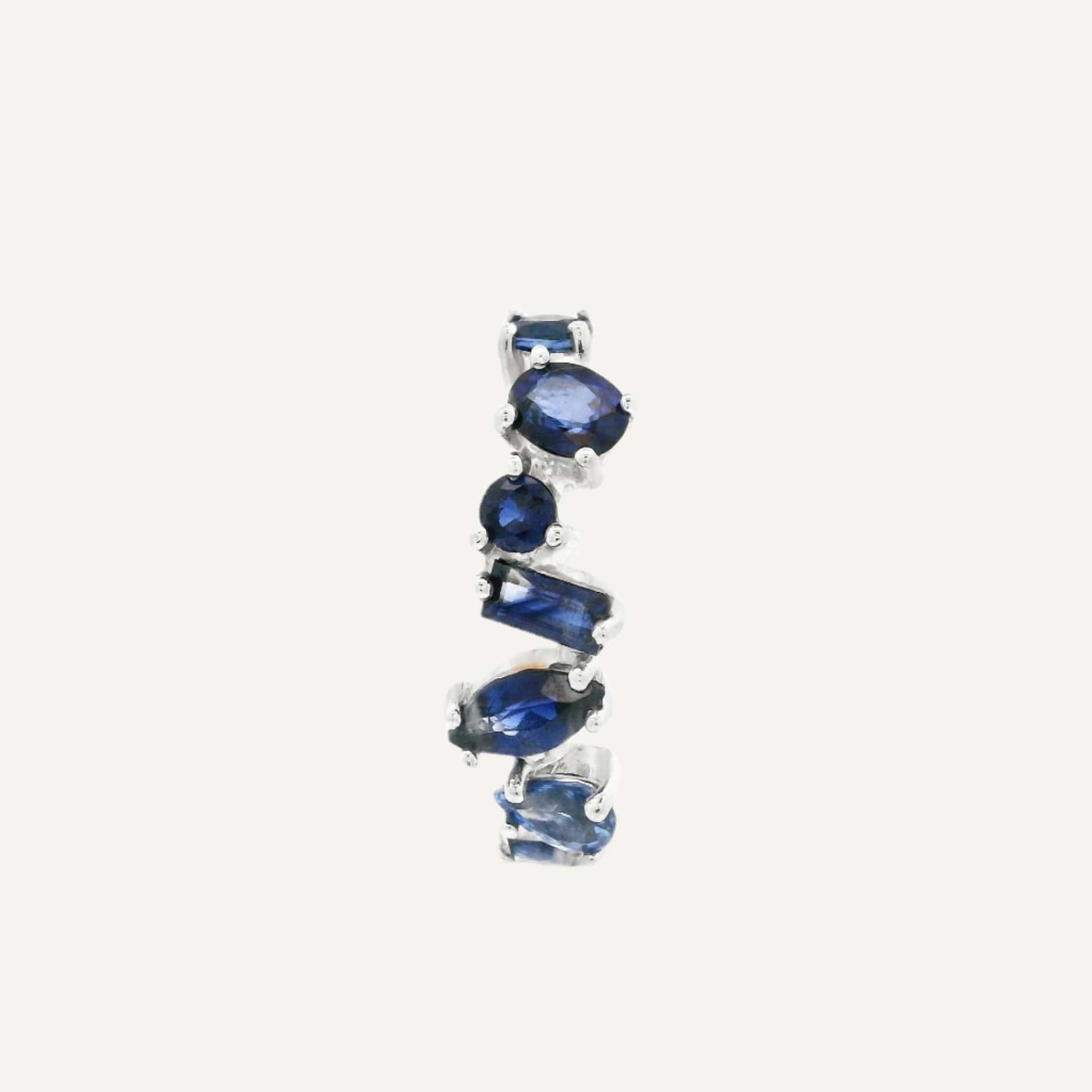 Arete Earhook formas